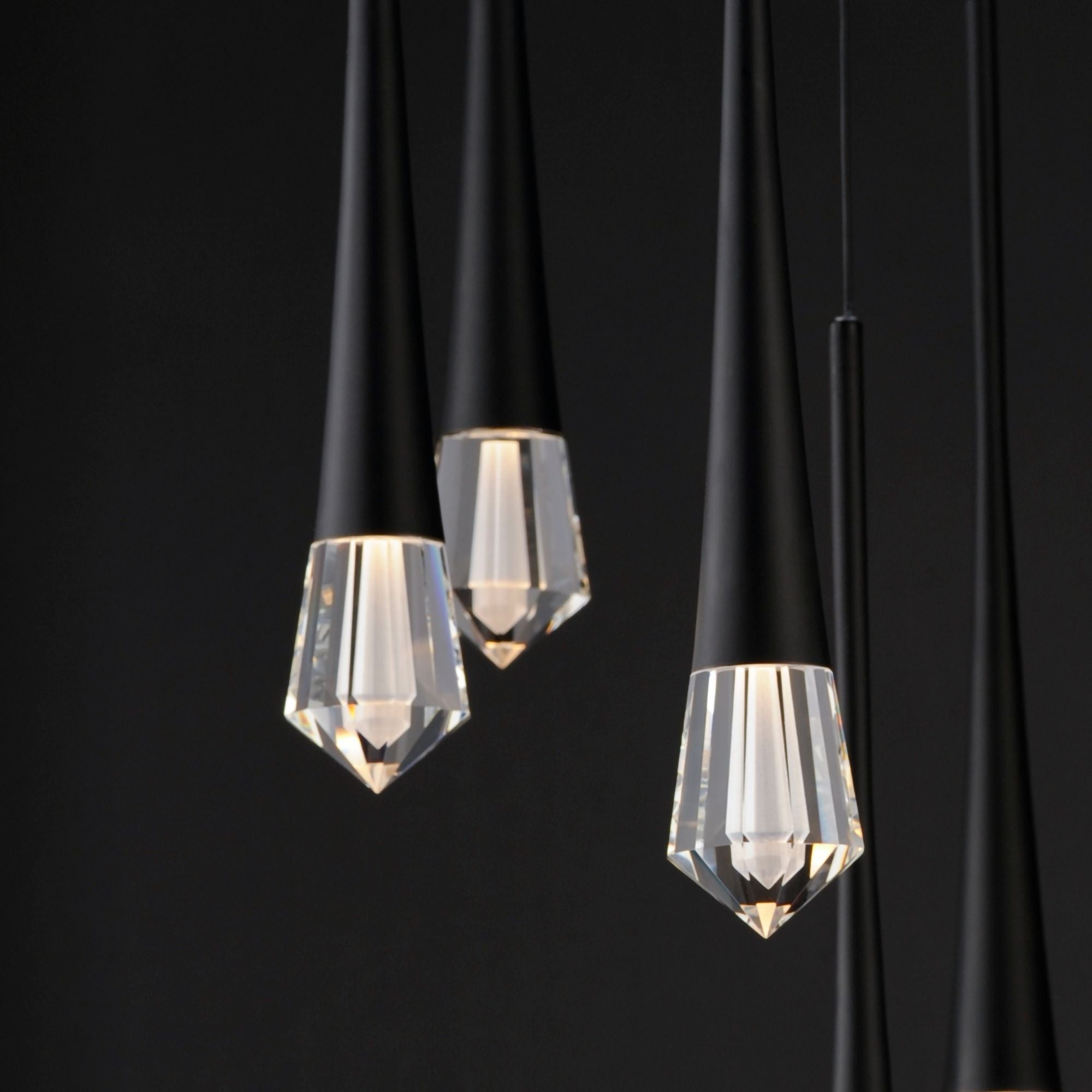 ET2 Lighting - Pierce 13" 5-Light LED Pendant, Black Finish | Bees Lighting