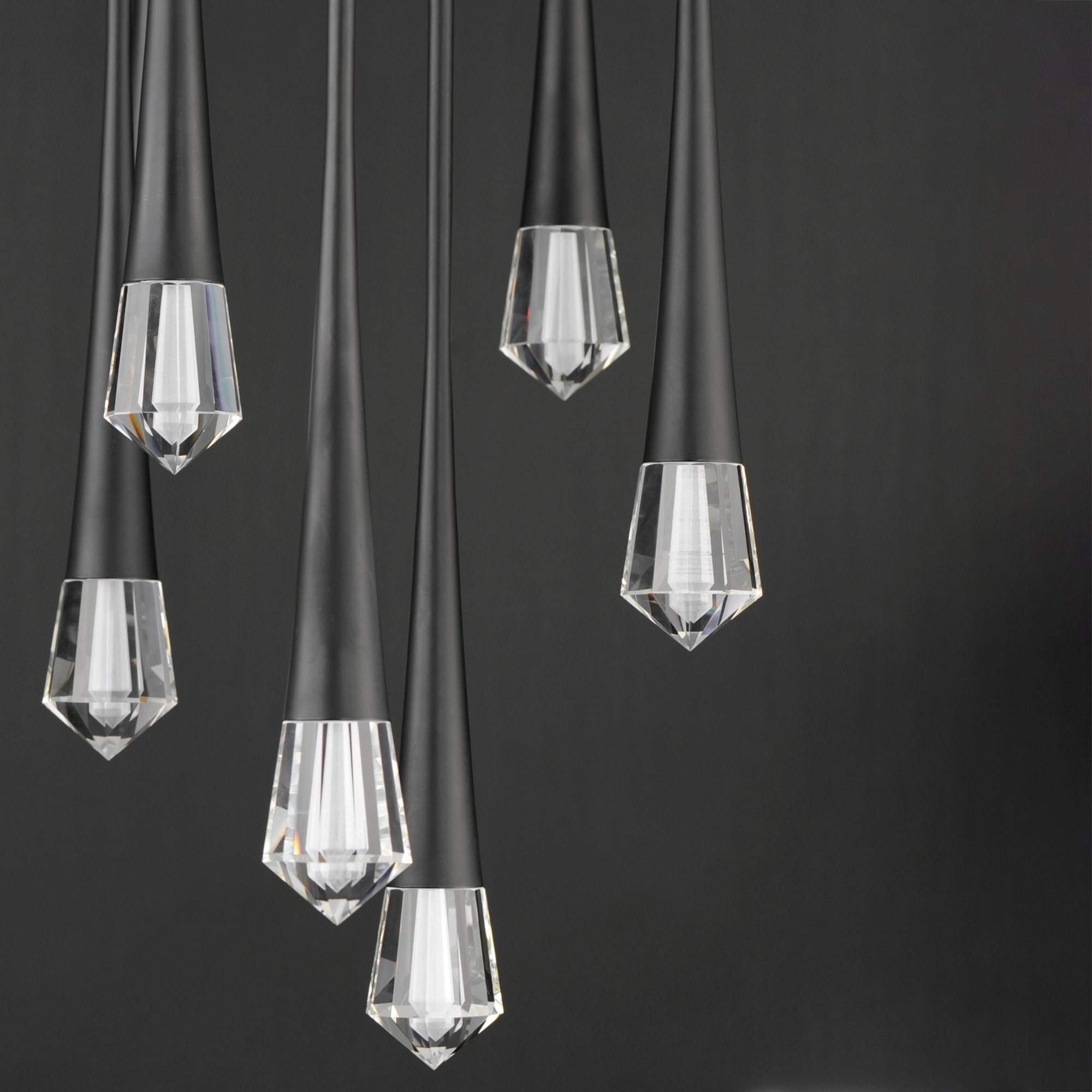 ET2 Lighting - Pierce 19" 9-Light LED Pendant, Black Finish | Bees Lighting