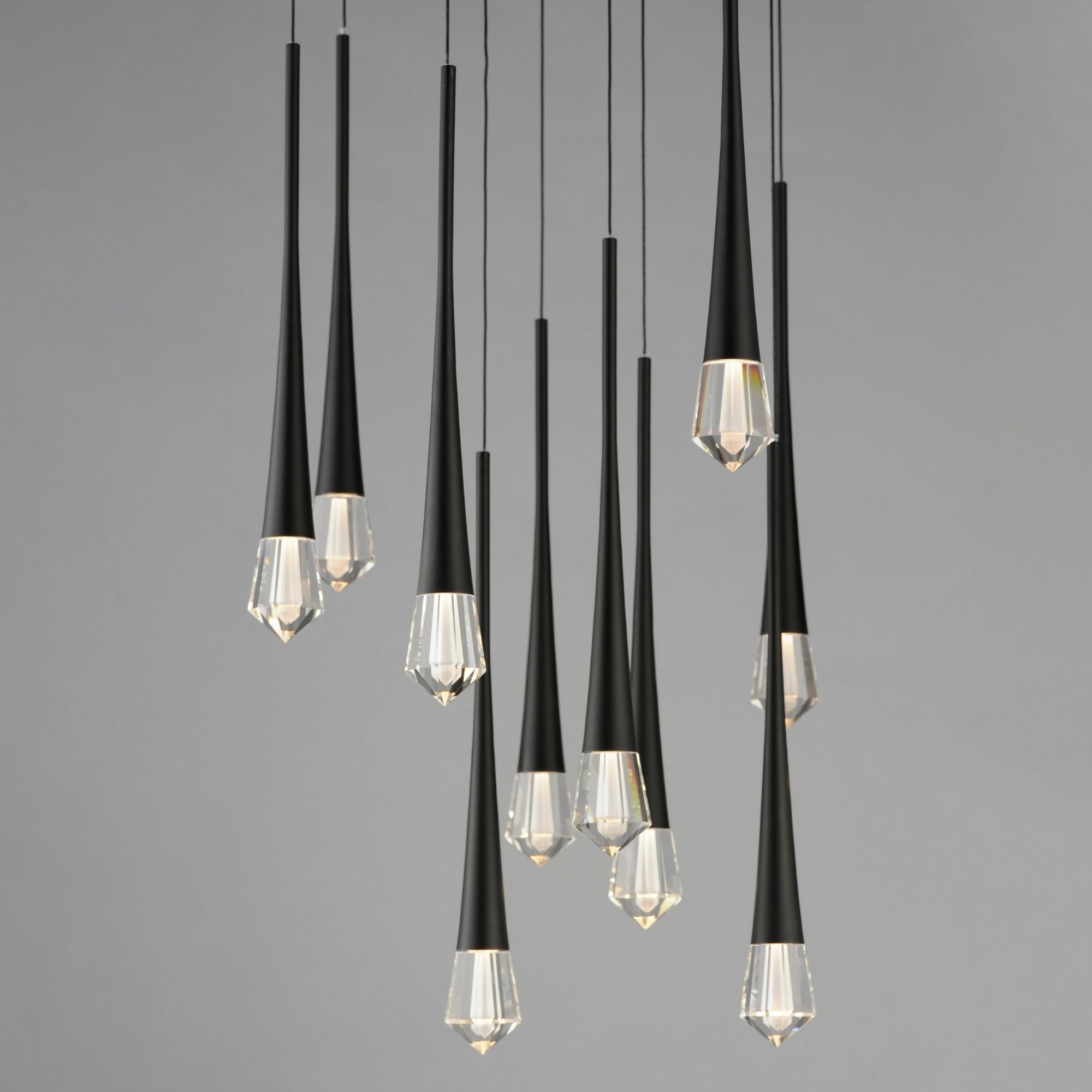 ET2 Lighting - Pierce 25" 12-Light LED Pendant, Black Finish | Bees Lighting