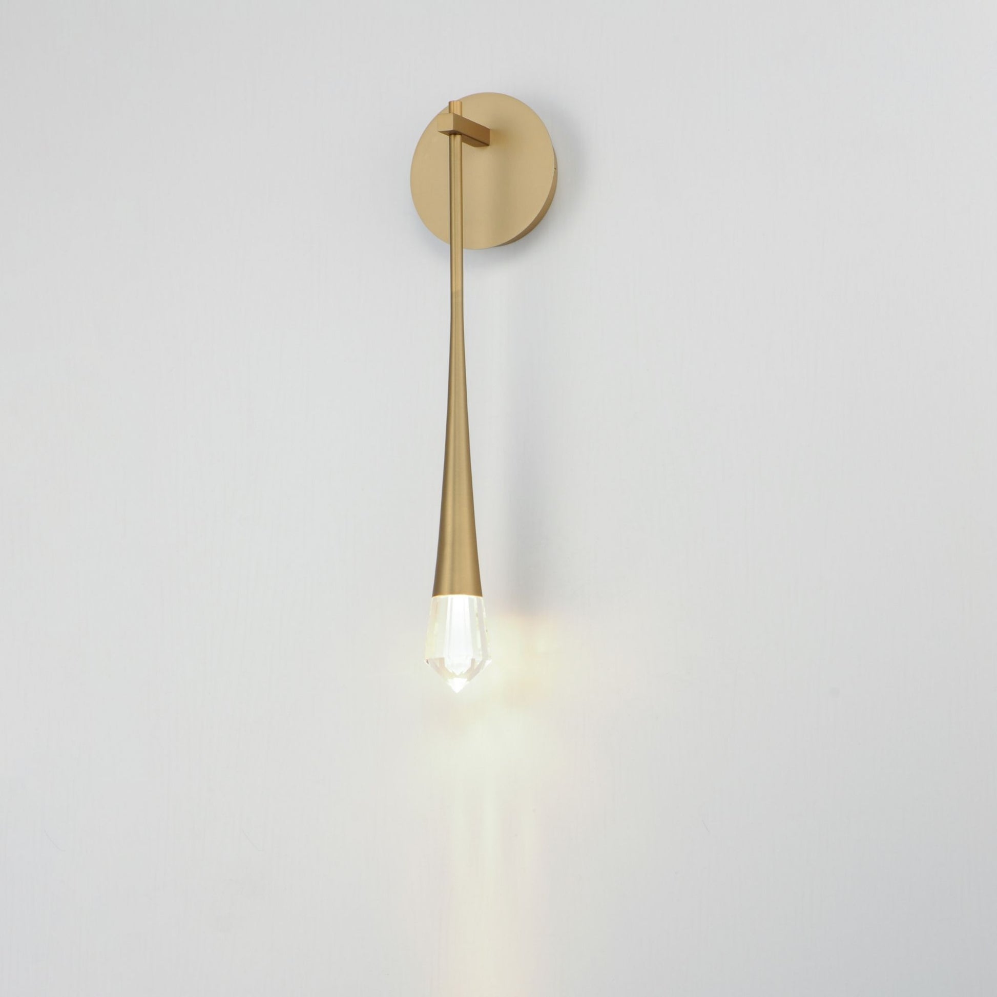 ET2 Lighting - Pierce 21" LED Wall Sconce, Gold Finish | Bees Lighting