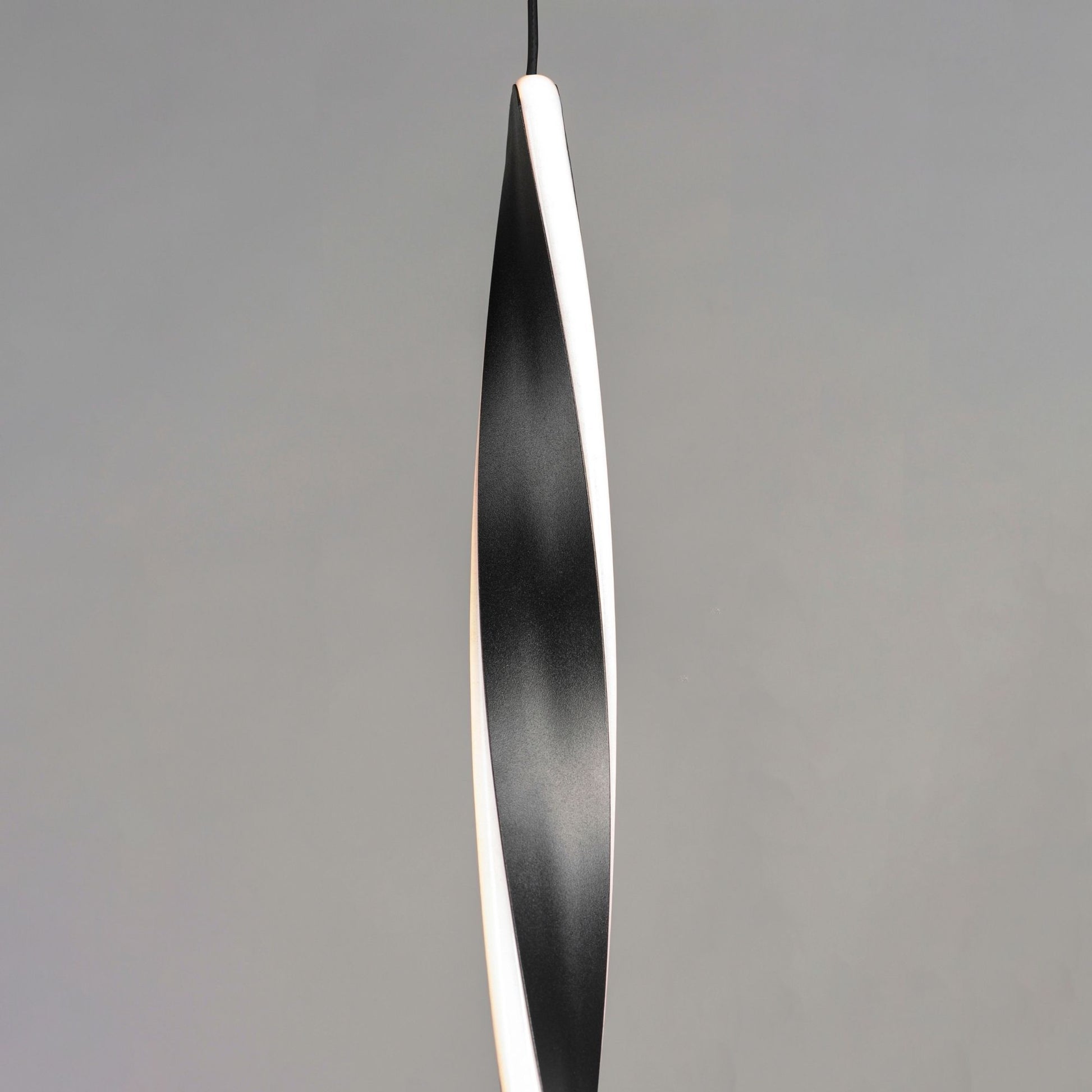 ET2 Lighting - Pirouette LED Mini Pendant, Black Finish | Bees Lighting