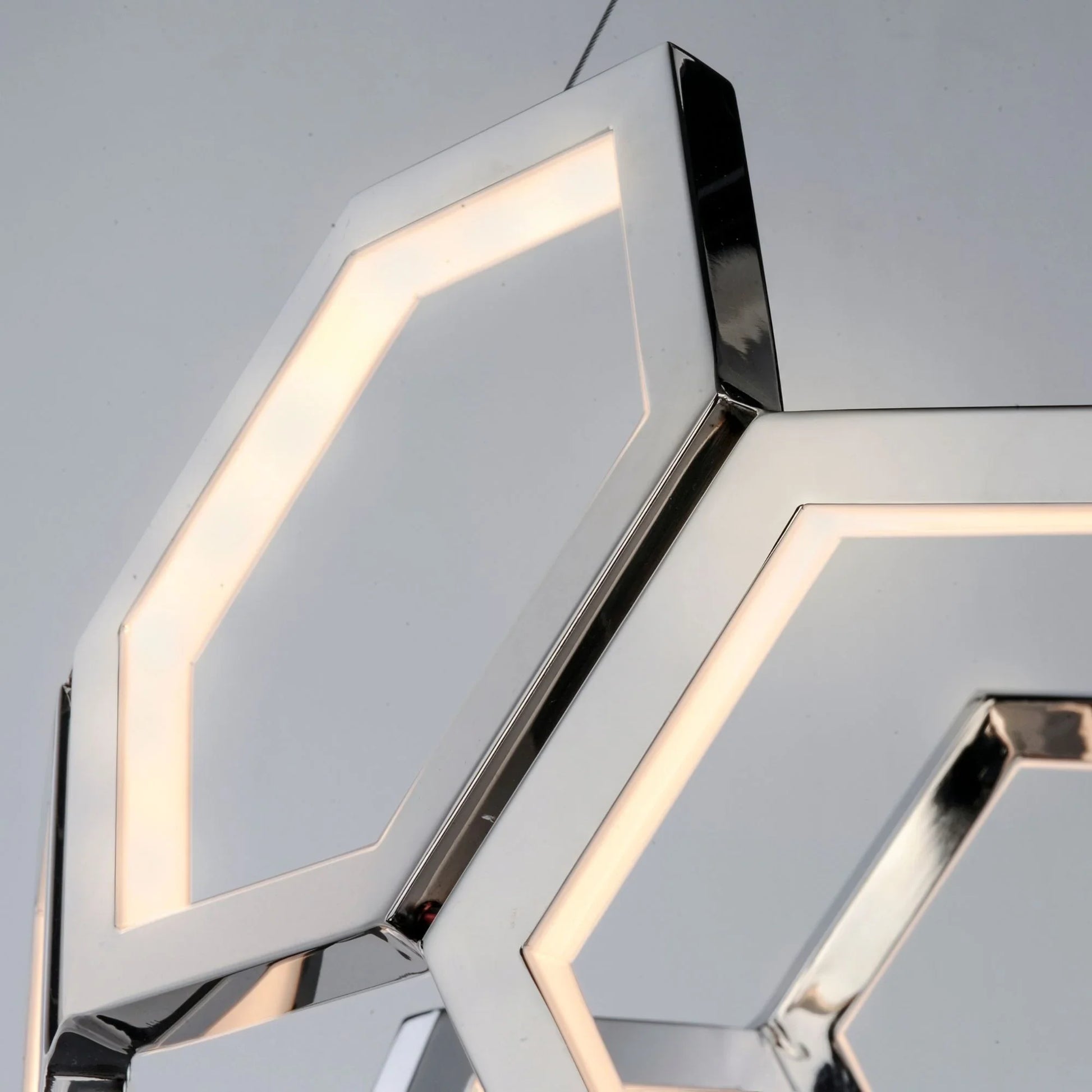 ET2 Lighting - Polygon 30" Hexagonal LED Pendant, Polished Chrome Finish | Bees Lighting