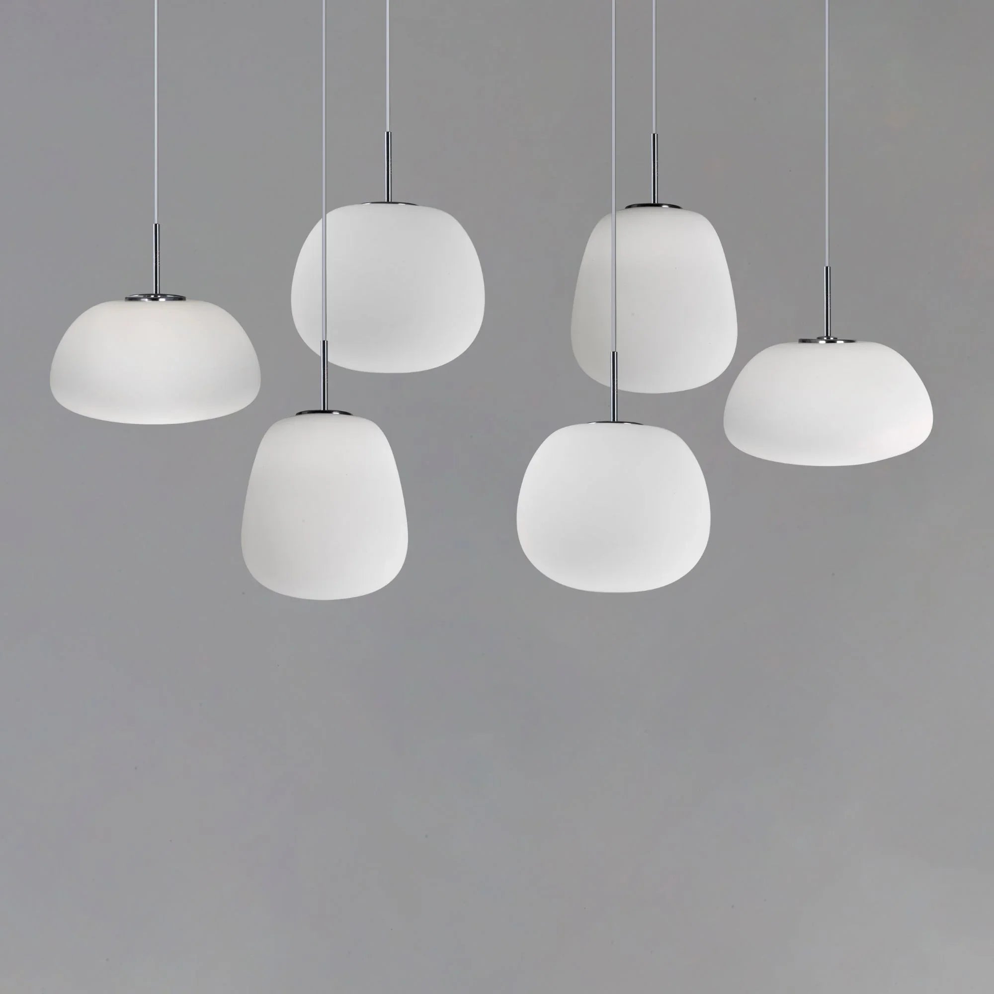ET2 Lighting - Puffs 26" 6-Light Linear LED Pendant, White Finish | Bees Lighting