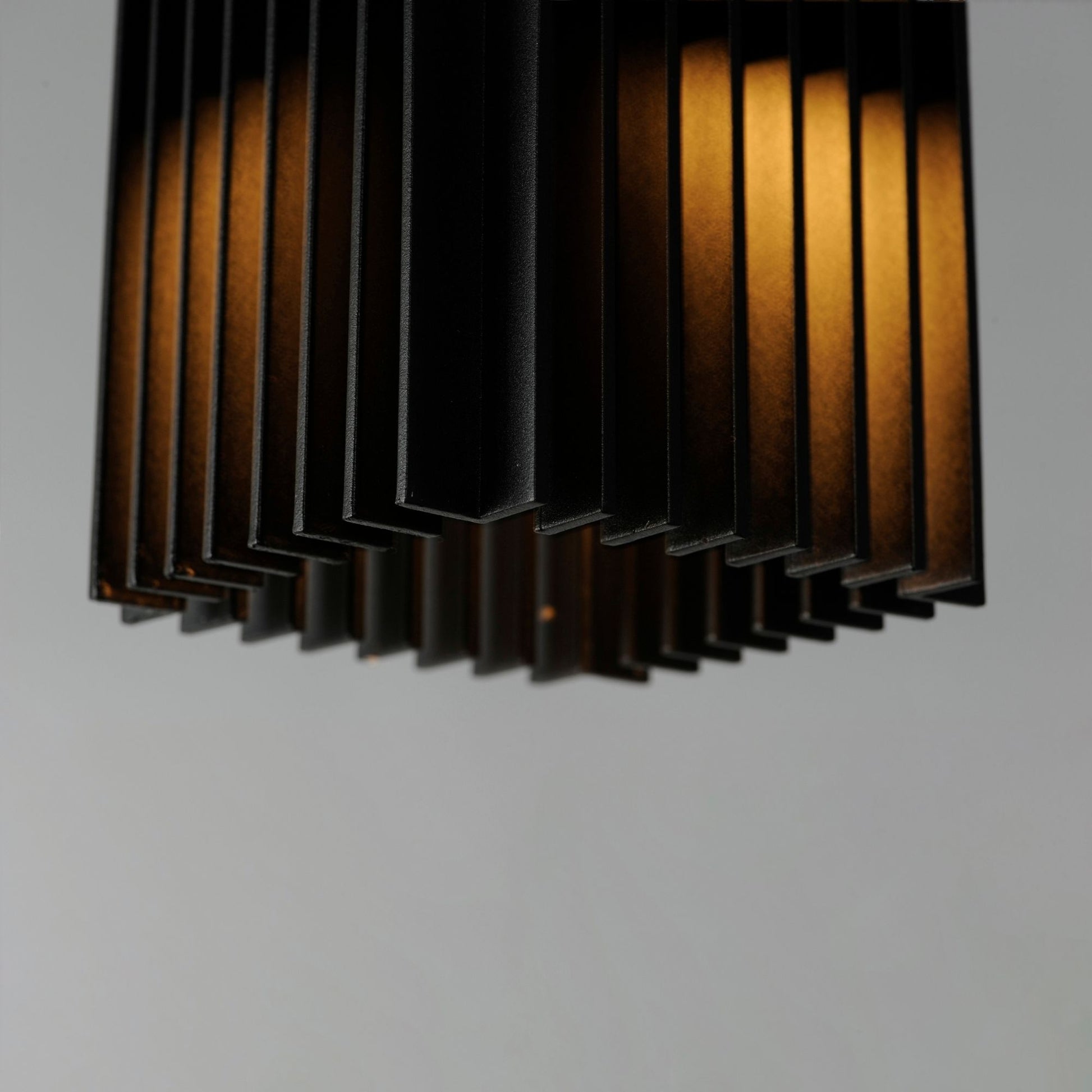 ET2 Lighting - Rampart 12" LED Outdoor Pendant, Black Finish | Bees Lighting