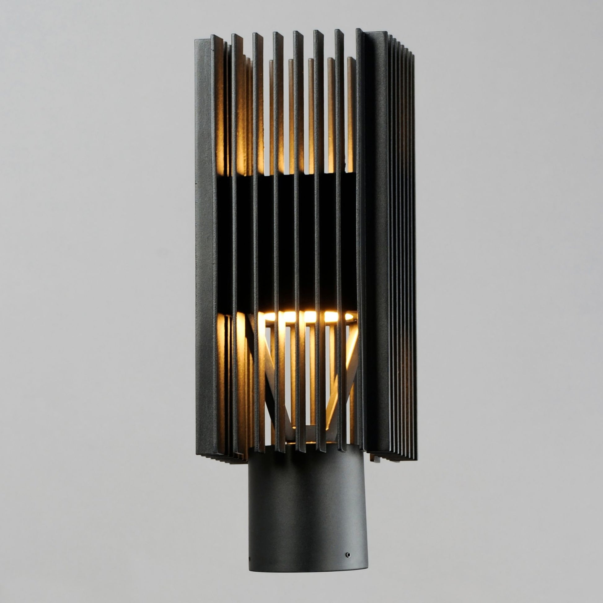 ET2 Lighting - Rampart 15" LED Outdoor Post Light, Black Finish | Bees Lighting