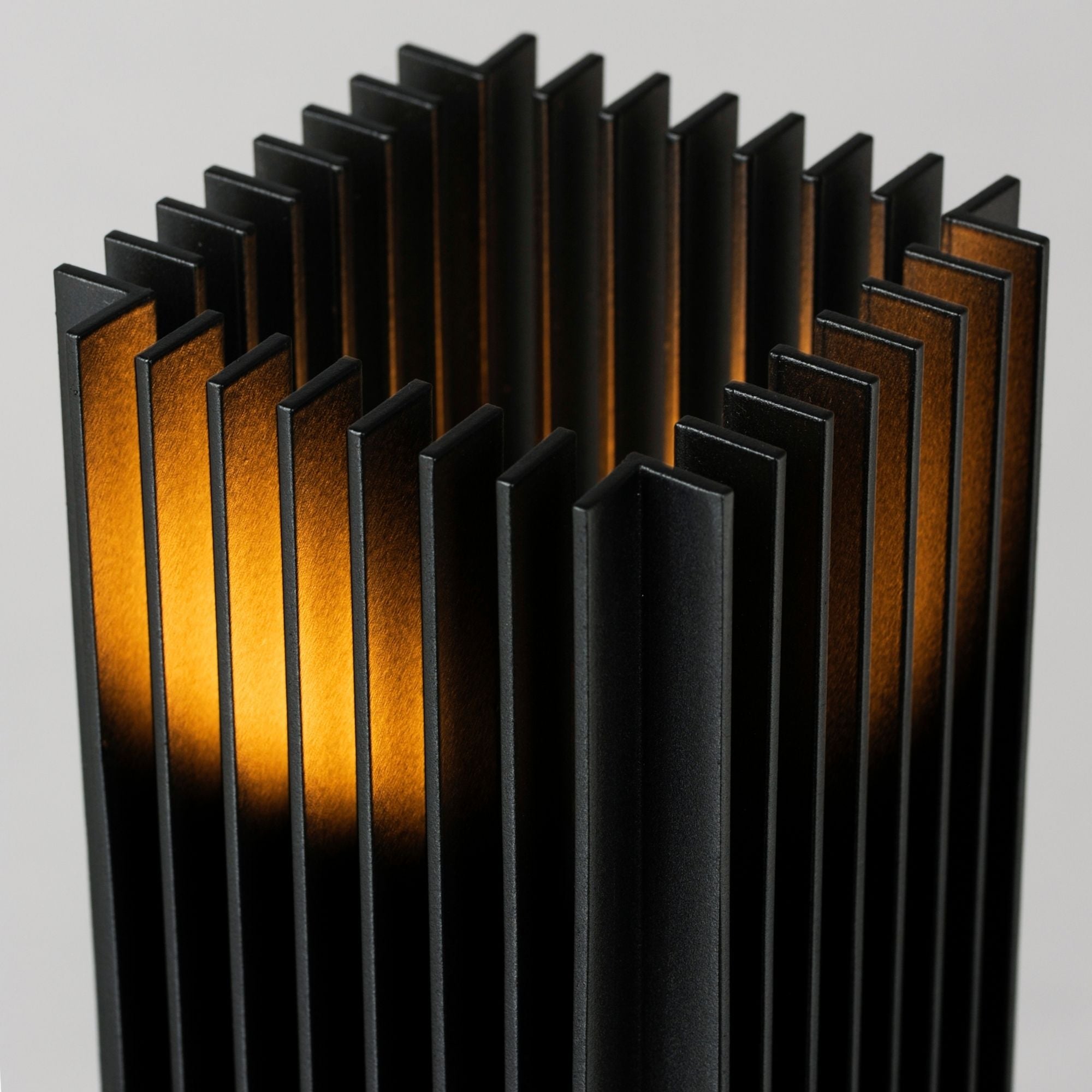 ET2 Lighting - Rampart 15" LED Outdoor Post Light, Black Finish | Bees Lighting