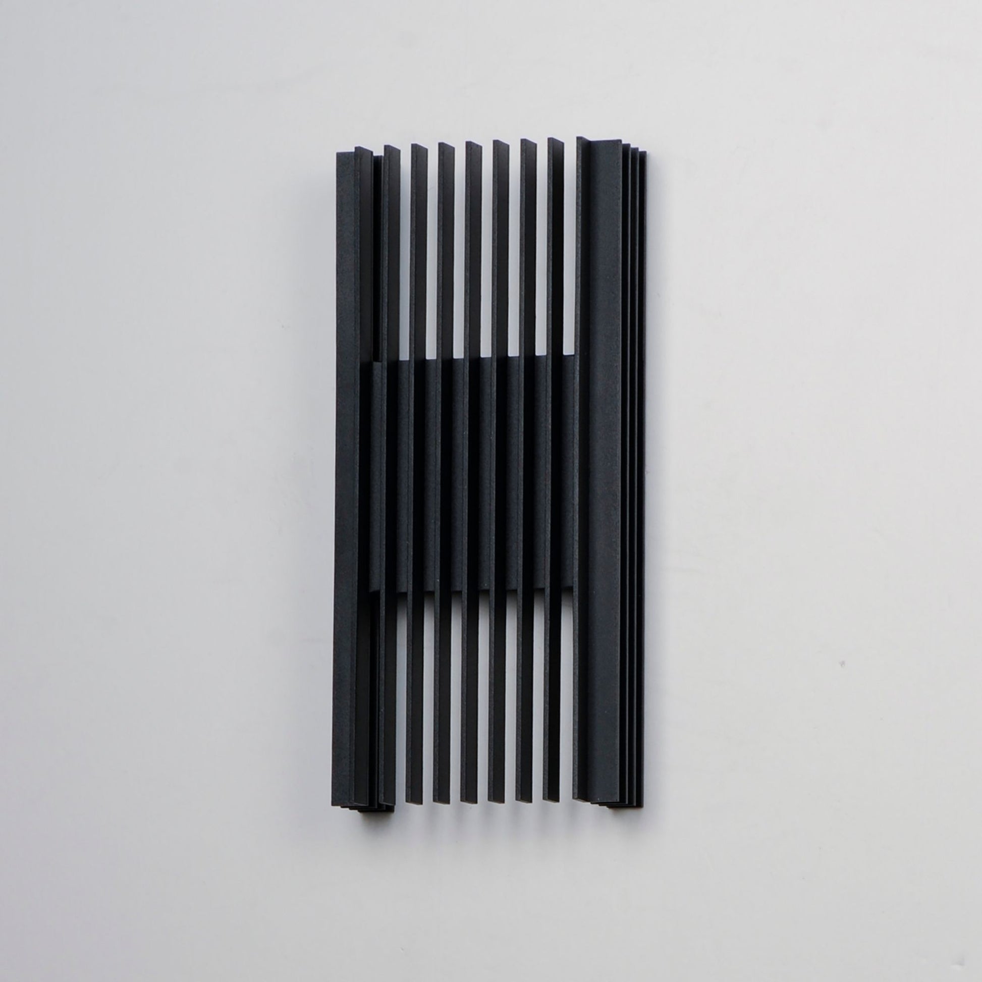 ET2 Lighting - Rampart 14" Large LED Outdoor Wall Sconce, Black Finish | Bees Lighting