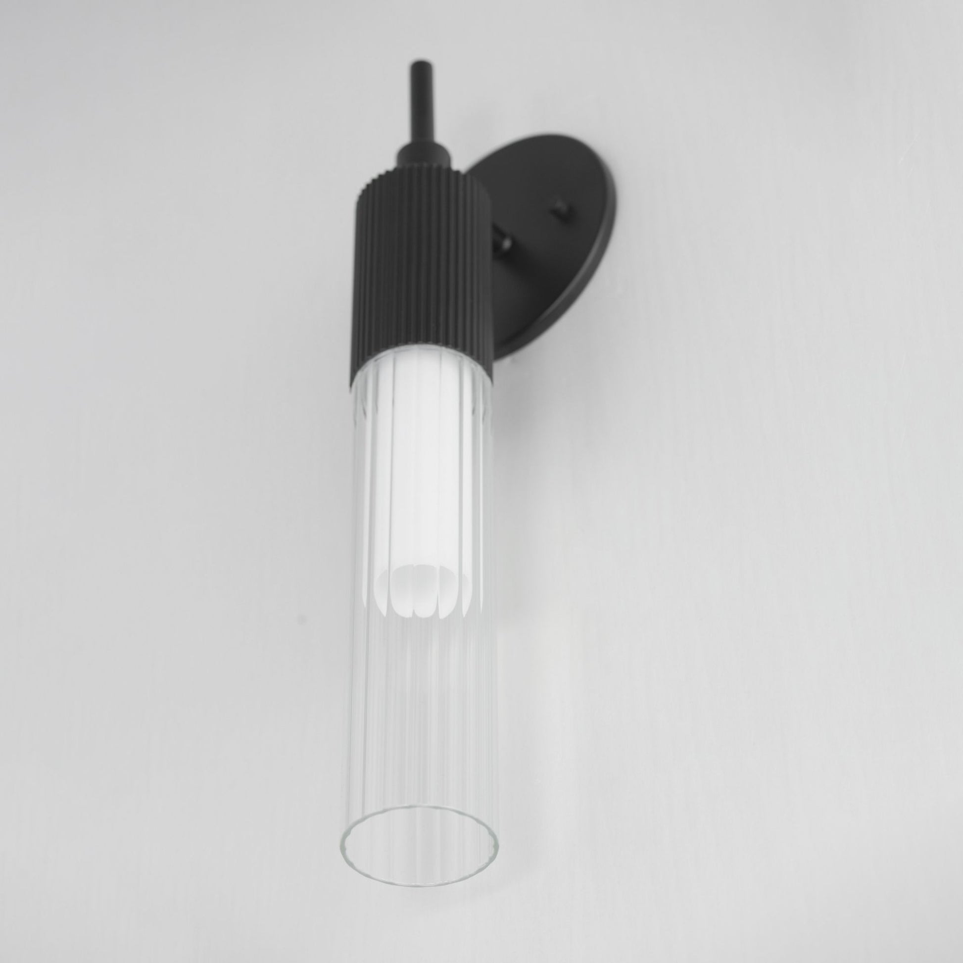 ET2 Lighting - Reeds 16" LED Wall Sconce, Black Finish | Bees Lighting