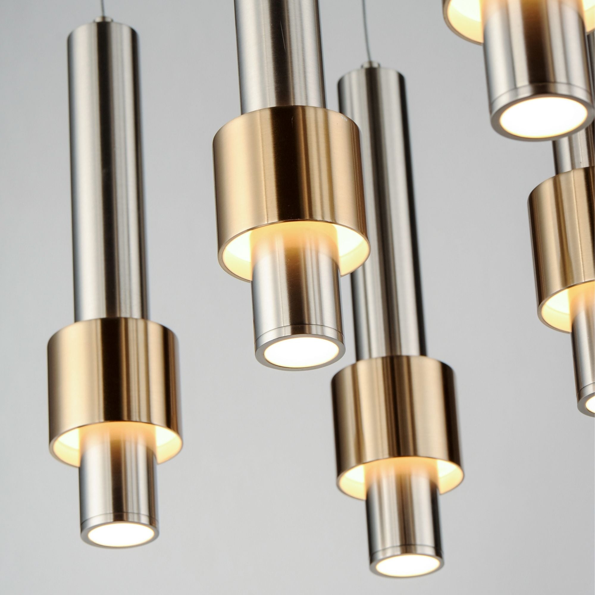 ET2 Lighting - Reveal 32" 8-Light Linear LED Pendant, Satin Nickel & Satin Brass Finish | Bees Lighting