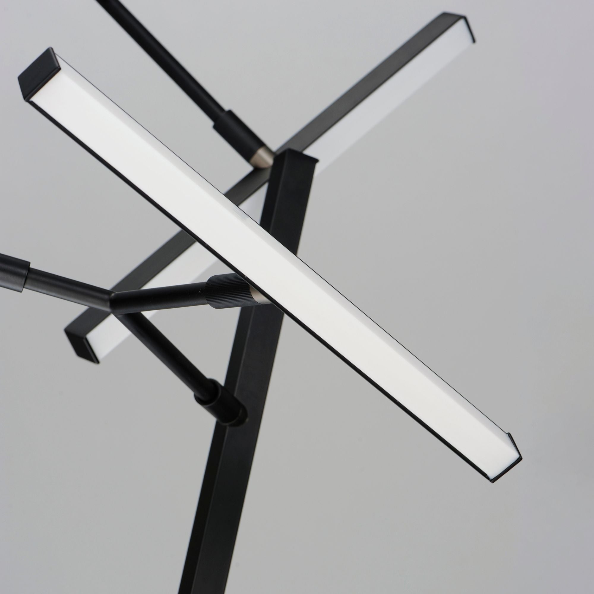 ET2 Lighting - Robotica 37" 5-Light LED Pendant, Black Finish | Bees Lighting