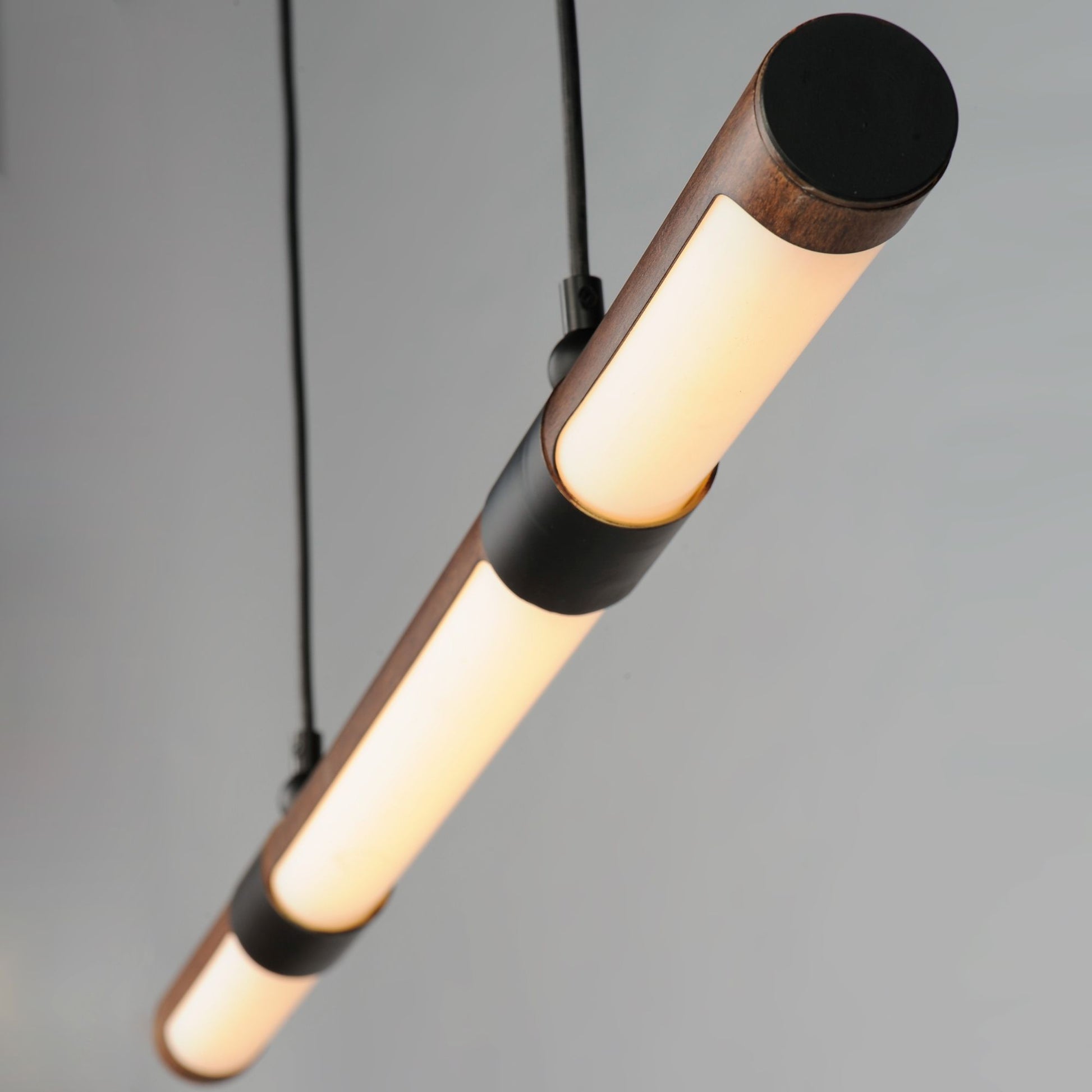 ET2 Lighting - Rollo 40" Linear LED Pendant, Antique Pecan & Black Finish | Bees Lighting