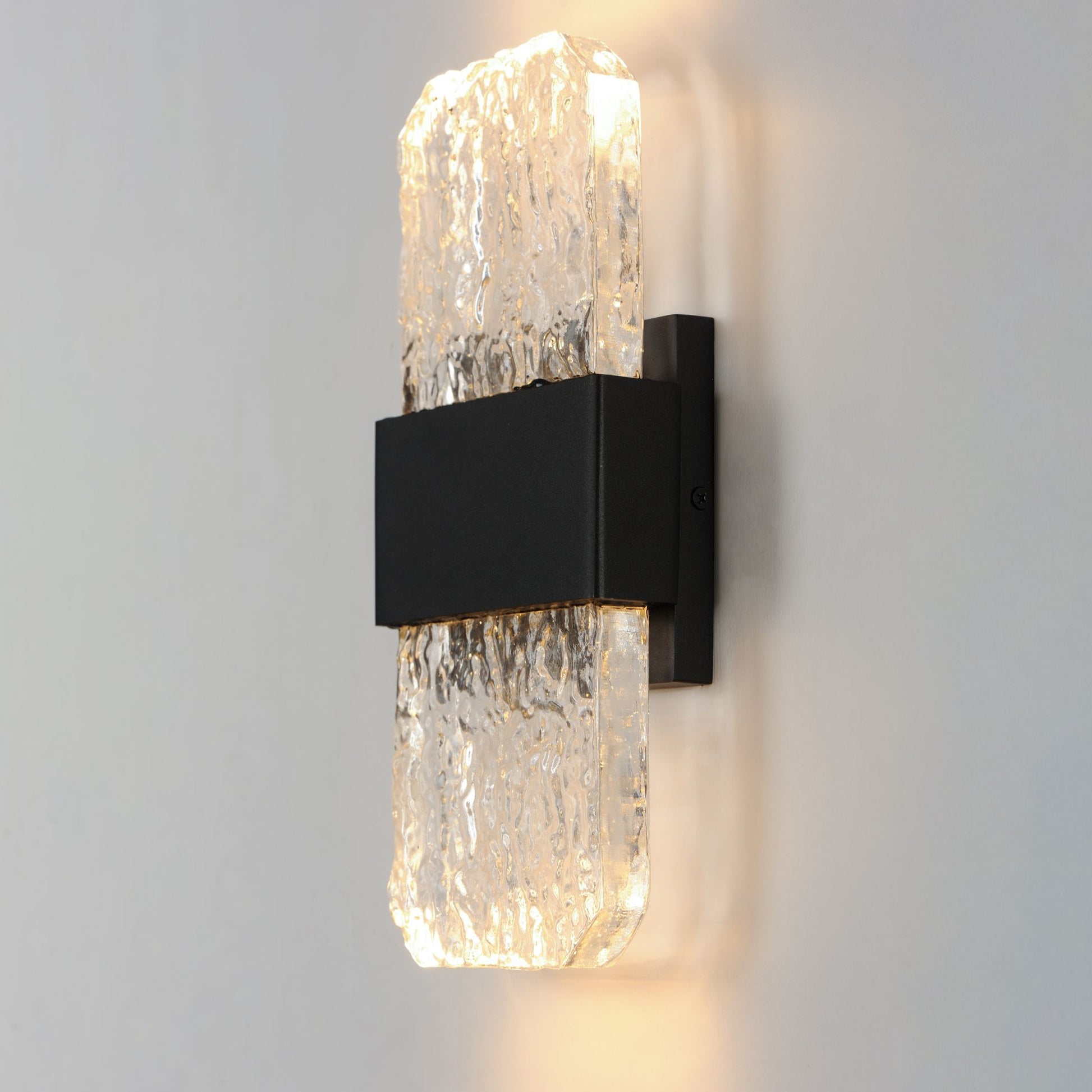 ET2 Lighting - Rune 12" Small LED Outdoor Wall Sconce, Black Finish | Bees Lighting