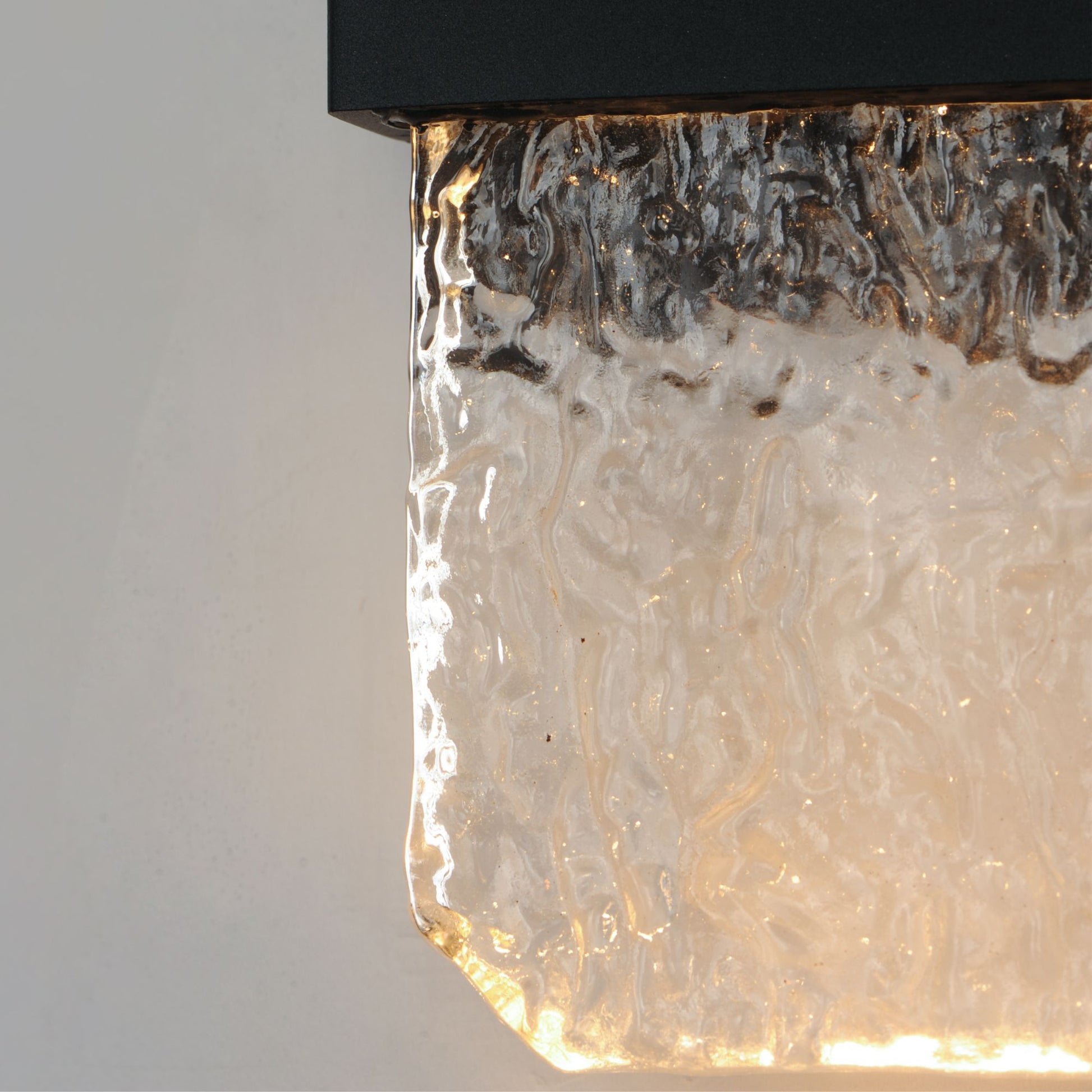 ET2 Lighting - Rune 12" Small LED Outdoor Wall Sconce, Black Finish | Bees Lighting