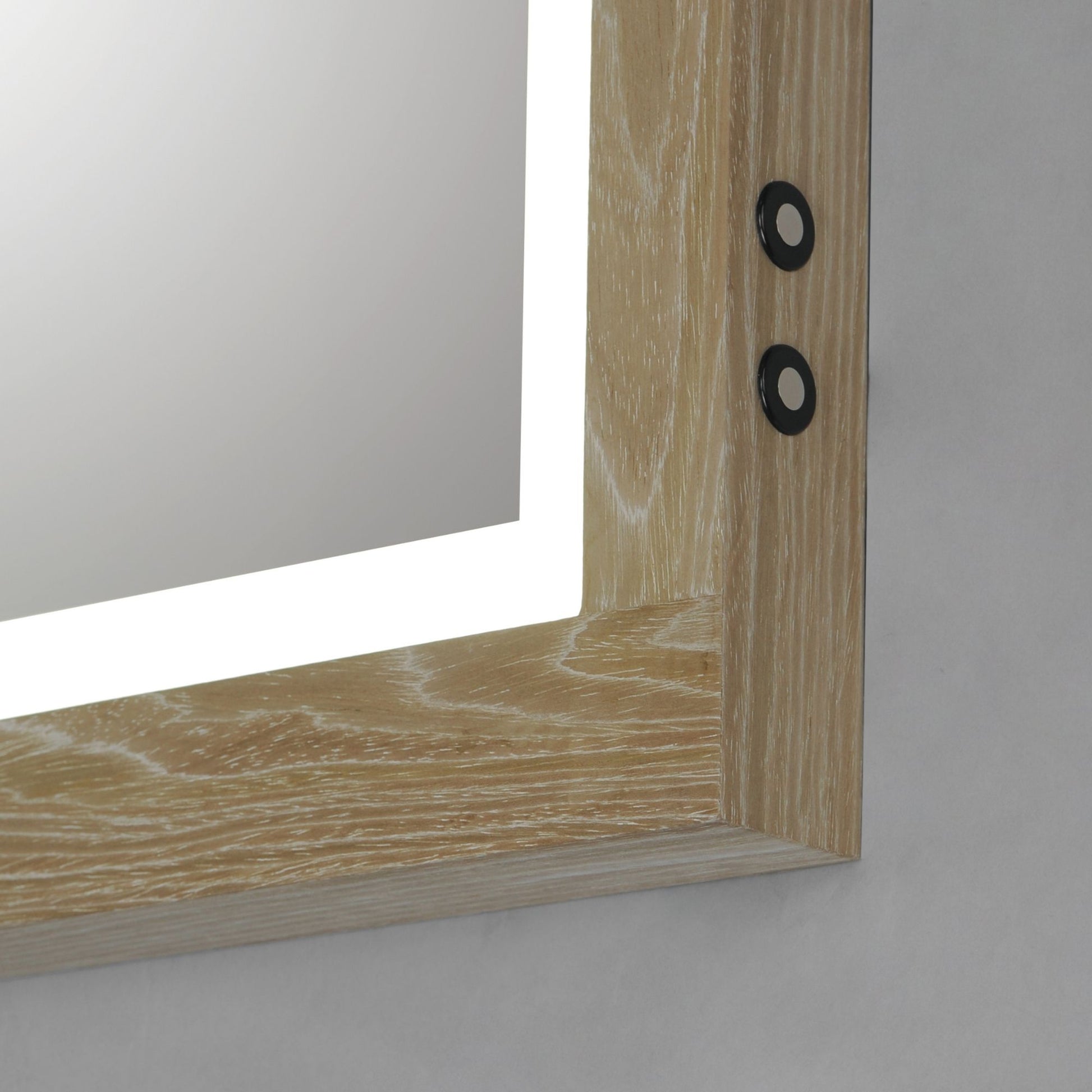 ET2 Lighting - Sawyer 24" x 32" Oak Framed LED Mirror | Bees Lighting