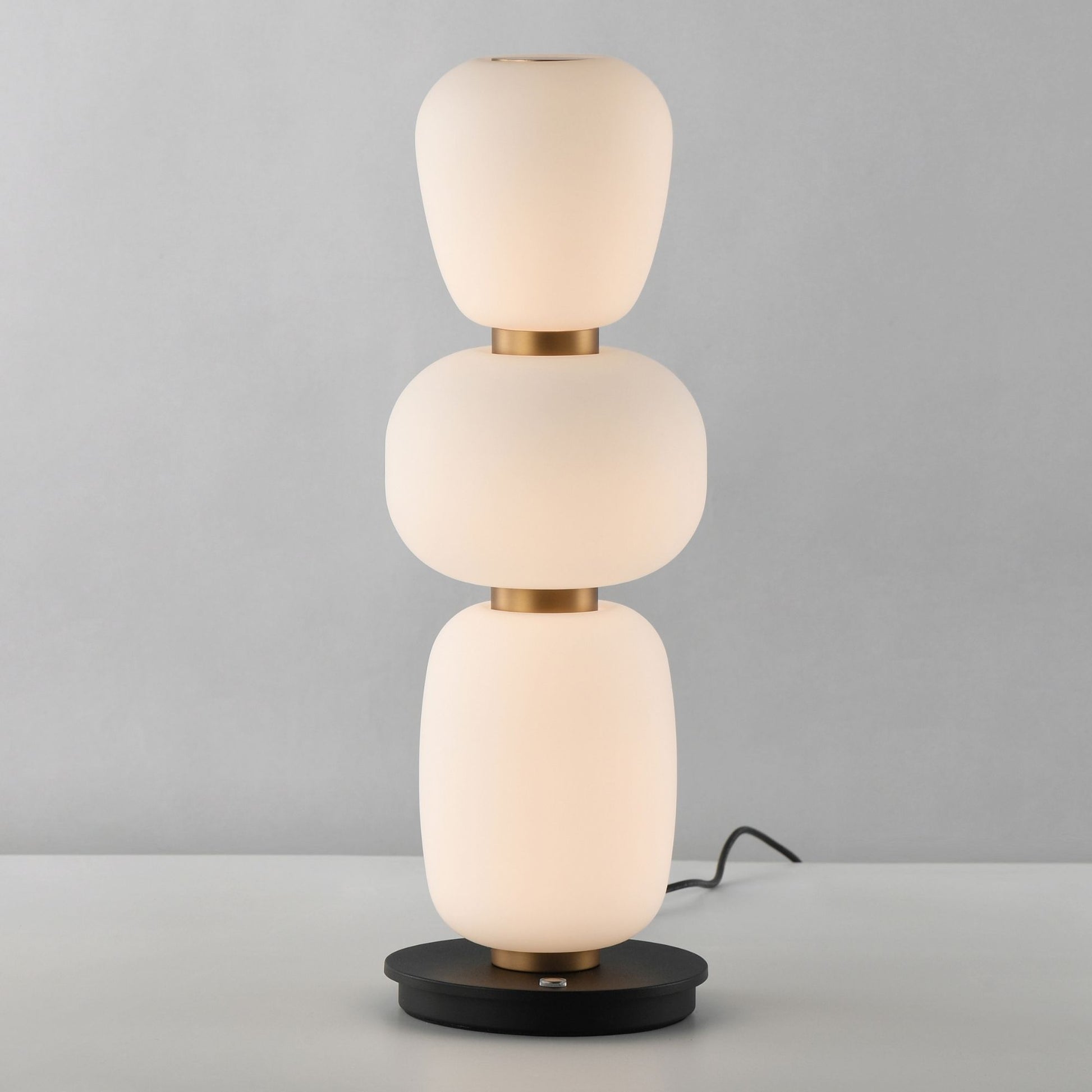 ET2 Lighting - Soji 18" LED Triple Stack Portable Lamp, Black & Gold Finish | Bees Lighting