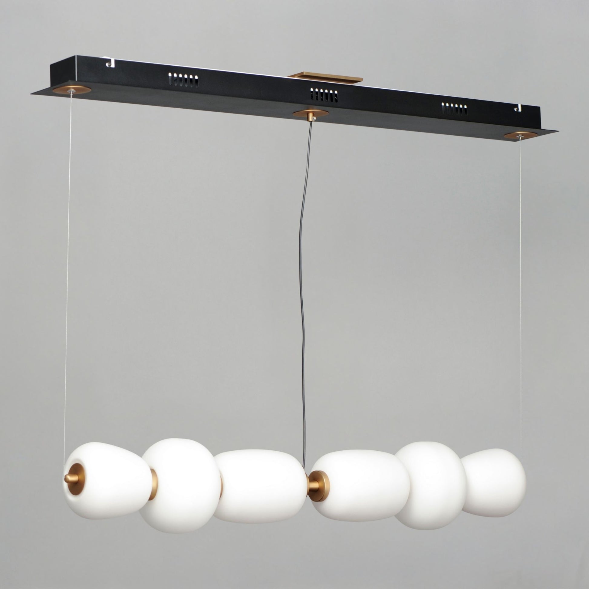 ET2 Lighting - Soji 40" LED Linear Pendant, Black & Gold Finish | Bees Lighting