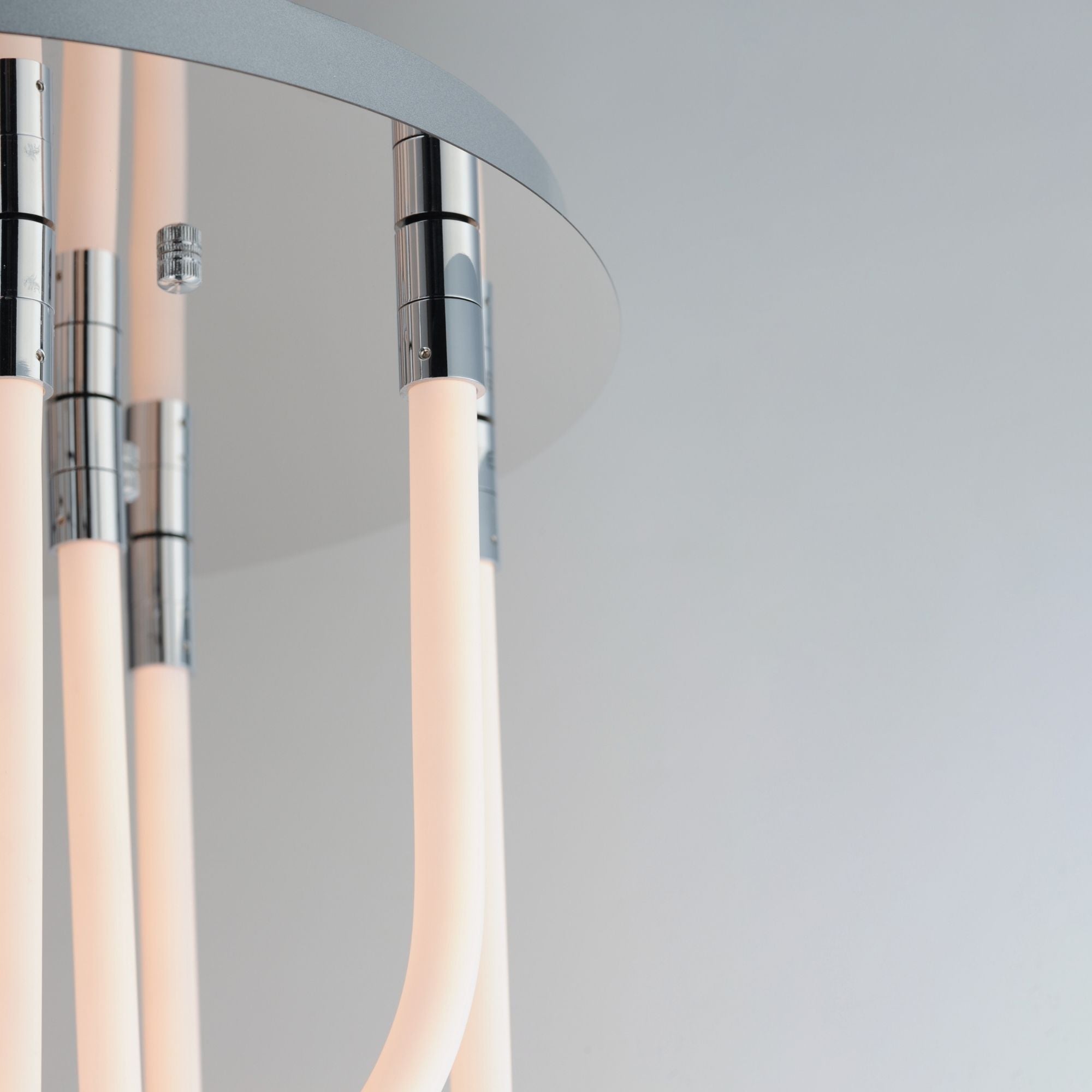 ET2 Lighting - Soleil 25" 7-Light LED Round Flush Mount Chandelier, Polished Chrome Finish | Bees Lighting