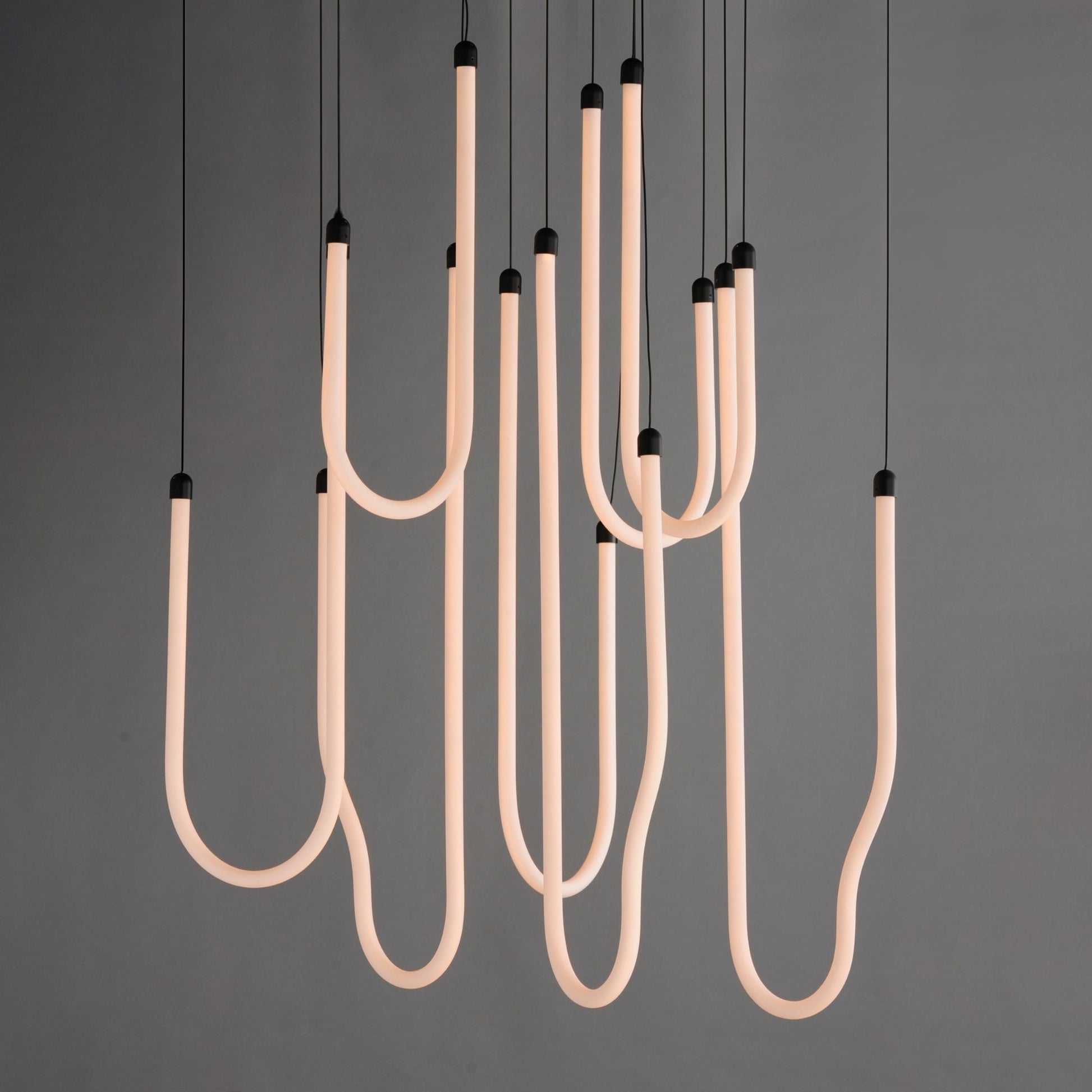 ET2 Lighting - Soleil 36" 8-Light LED Pendant, Black Finish | Bees Lighting