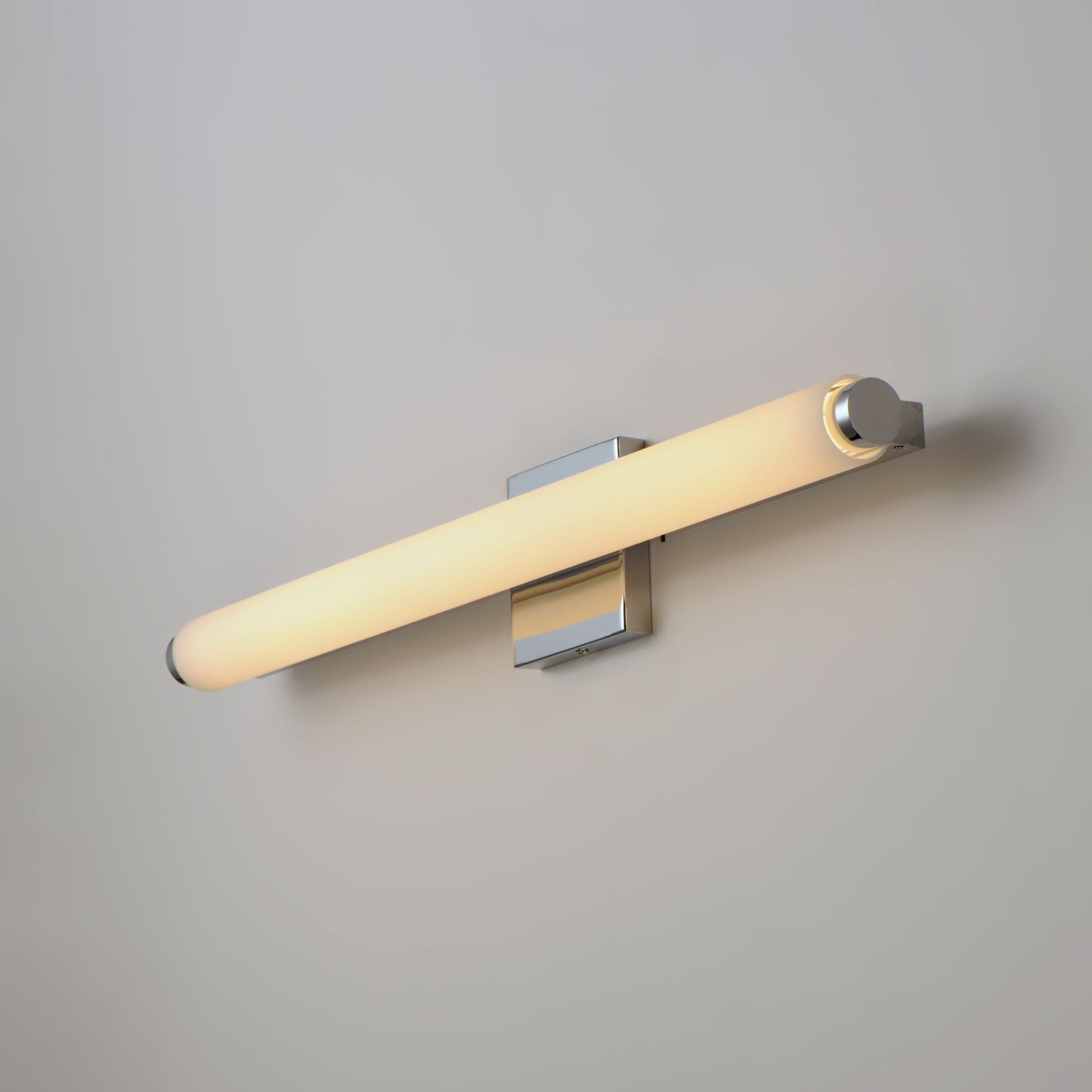 ET2 Lighting - Soprano 24" LED Bath Vanity, Polished Chrome Finish | Bees Lighting