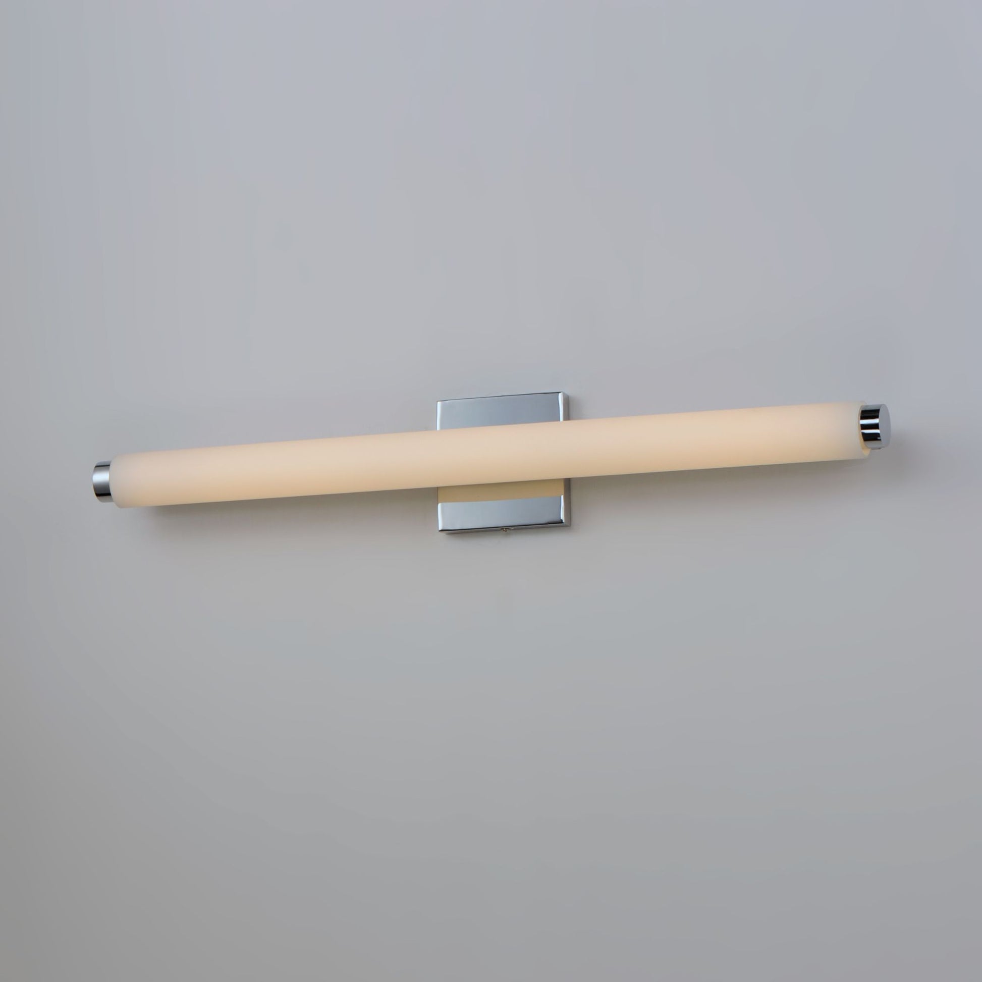 ET2 Lighting - Soprano 24" LED Bath Vanity, Polished Chrome Finish | Bees Lighting