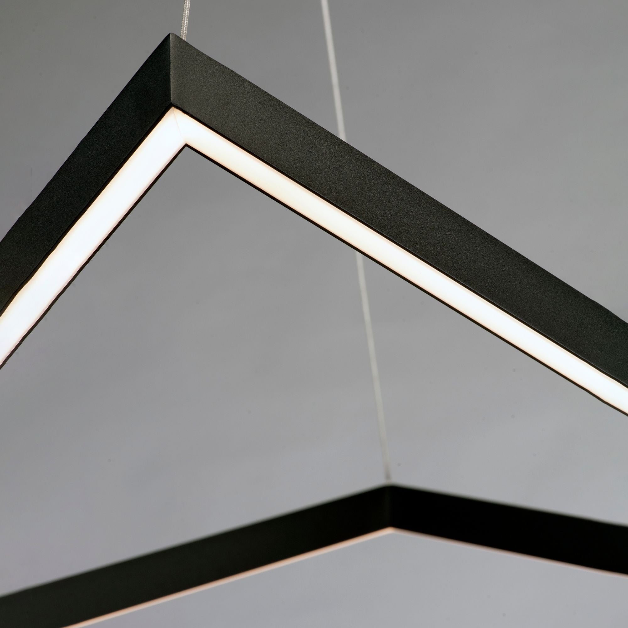 ET2 Lighting - Stealth 21" LED Pendant, Black Finish | Bees Lighting