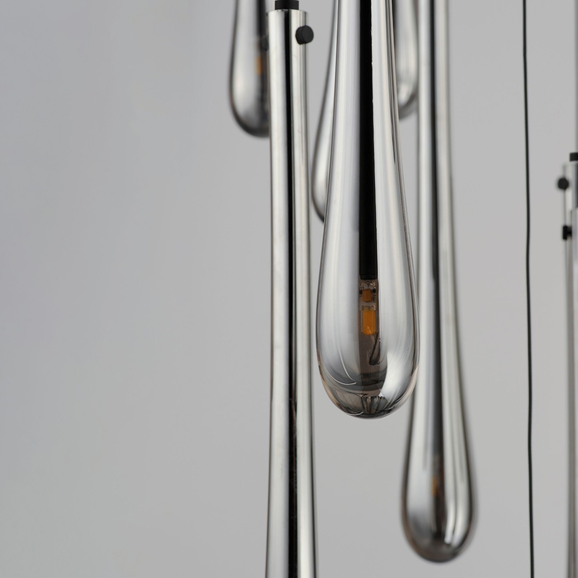 Stillo 26" 18-Light LED Pendant, Black Finish