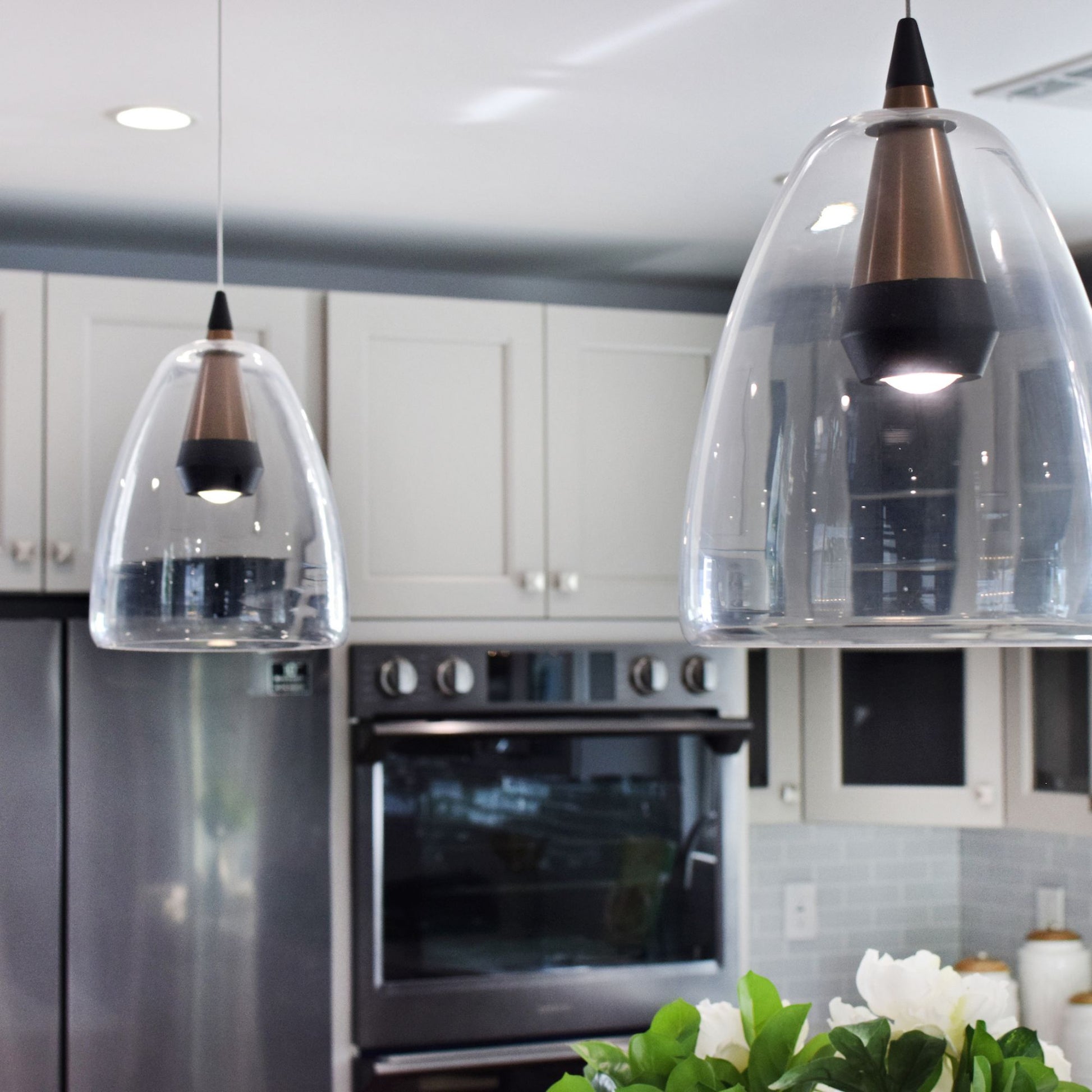 ET2 Lighting - Sven 8" LED Pendant, Black & Coffee Finish | Bees Lighting