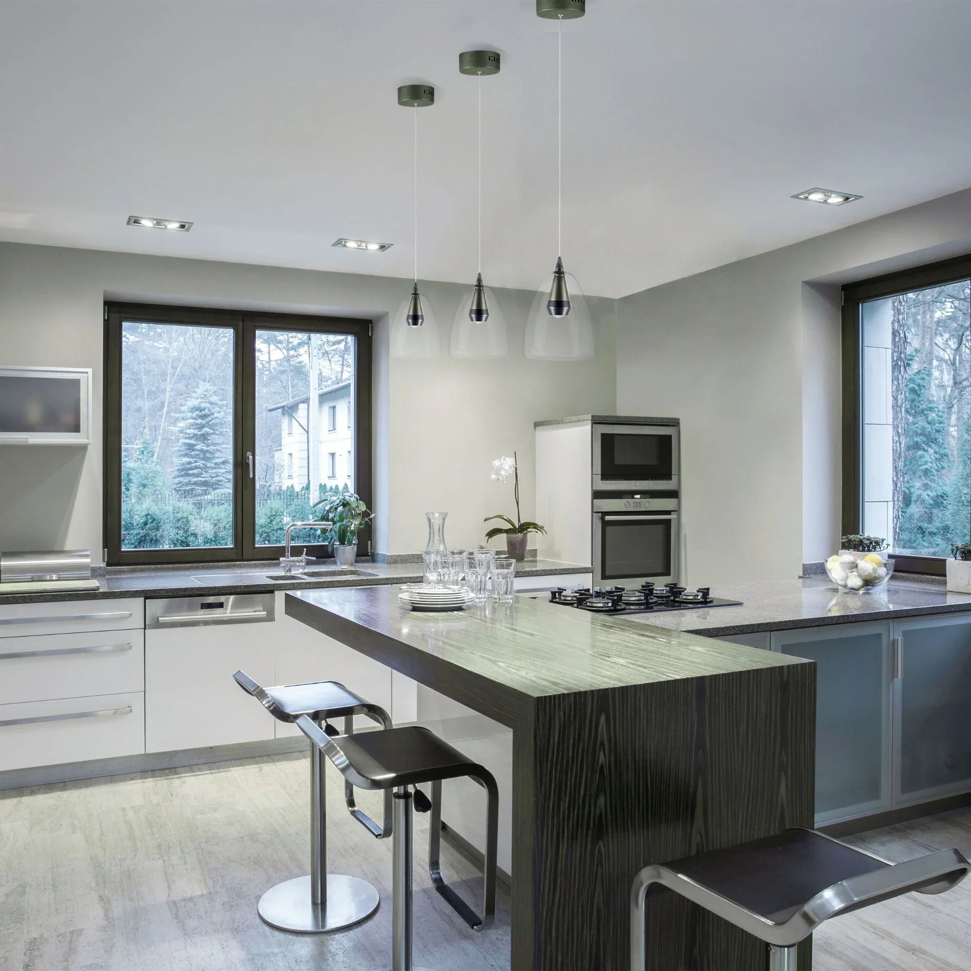 ET2 Lighting - Sven 8" LED Pendant, Polished Chrome & Silver Finish | Bees Lighting