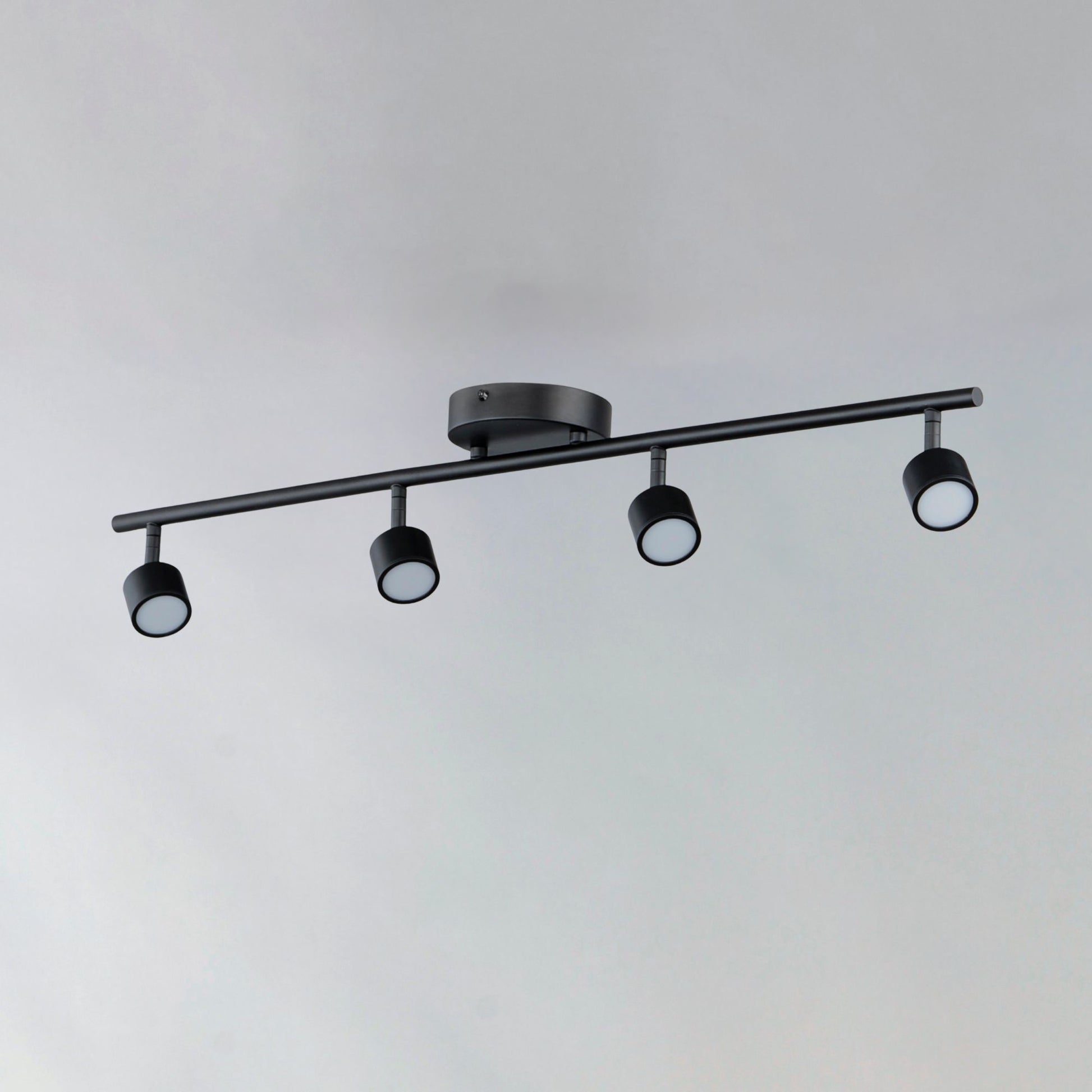 ET2 Lighting - Taylor 34" LED Fixed Track Rail, Black Finish | Bees Lighting