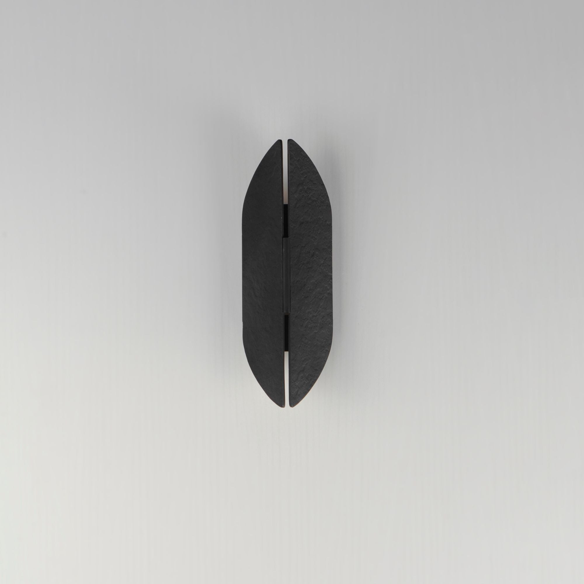 ET2 Lighting - Tectonic 14" Small LED Outdoor Wall Sconce, Black & Antique Brass Finish | Bees Lighting