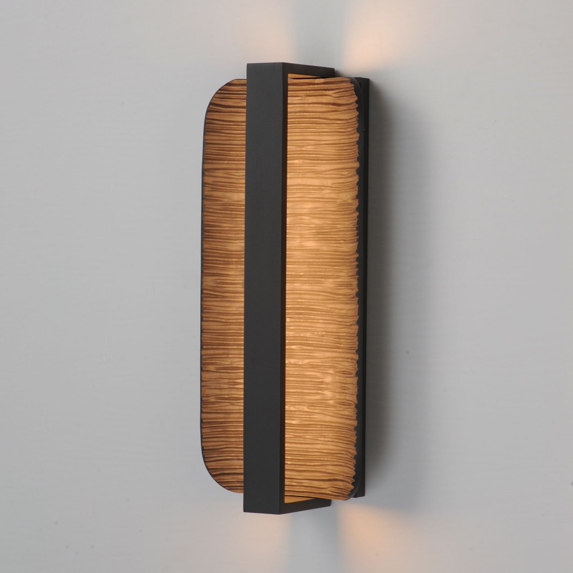 ET2 Lighting - Terra 16" LED Outdoor Wall Sconce, Architectural Bronze Finish | Bees Lighting