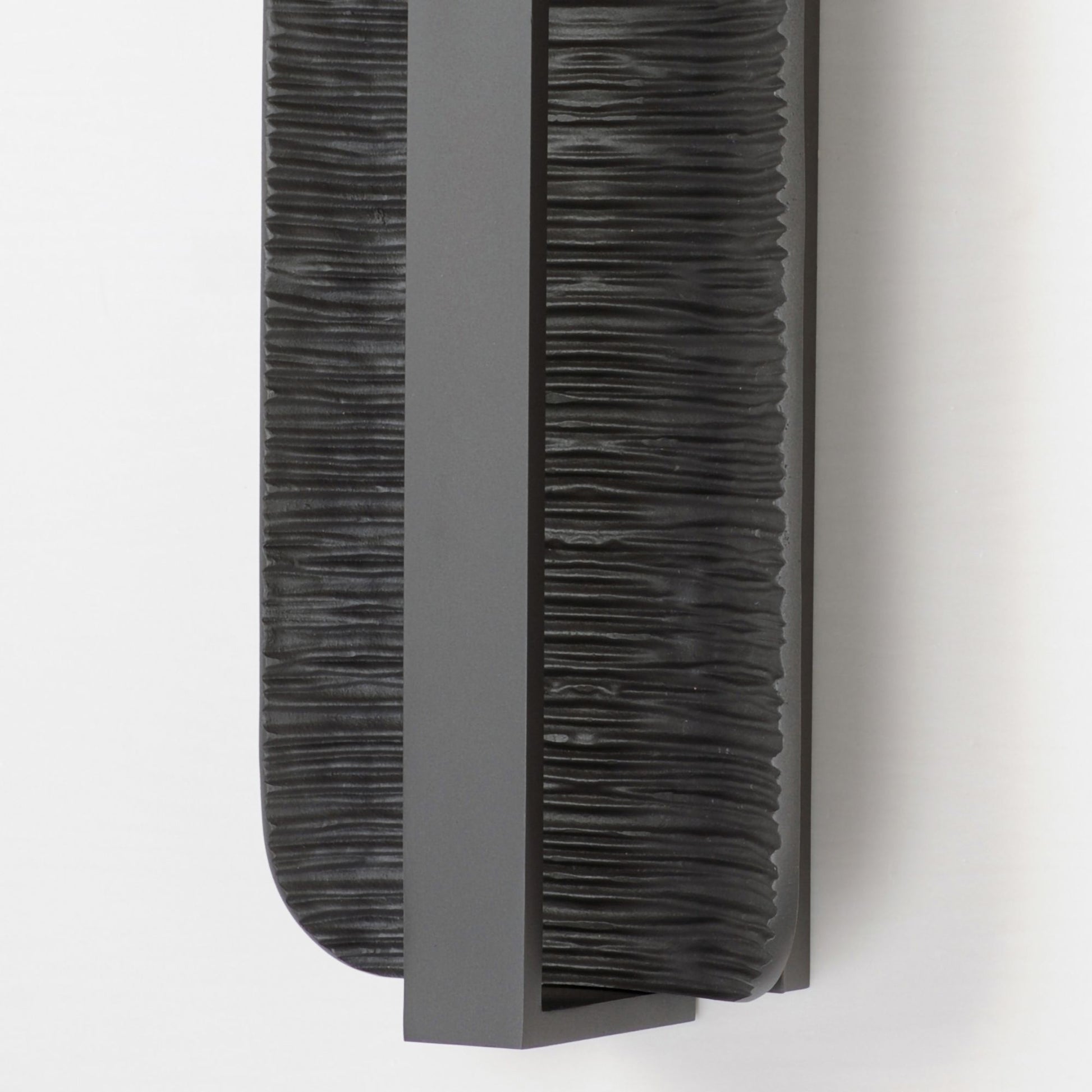 ET2 Lighting - Terra 16" LED Outdoor Wall Sconce, Architectural Bronze Finish | Bees Lighting