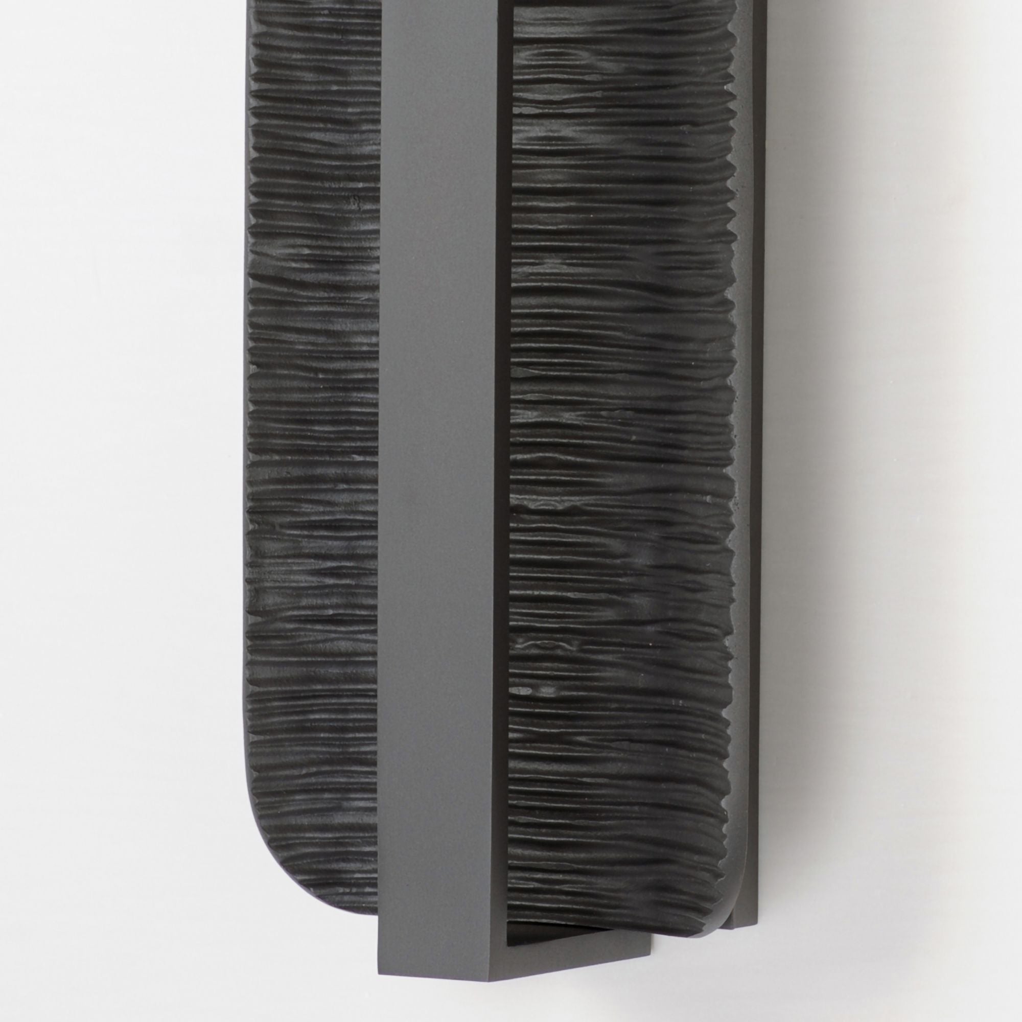 ET2 Lighting - Terra 16" LED Outdoor Wall Sconce, Architectural Bronze Finish | Bees Lighting