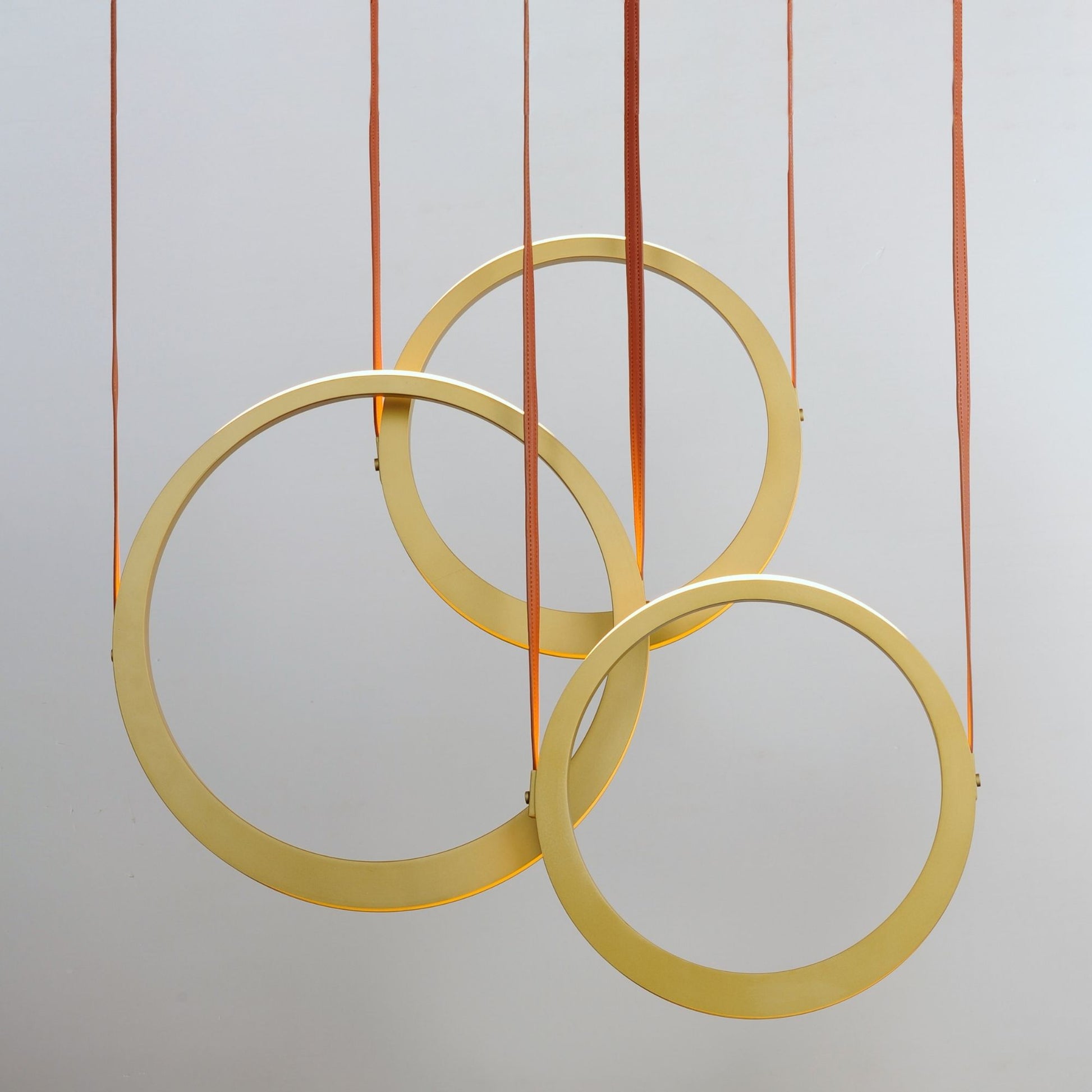 ET2 Lighting - Tether 34" 3-Light Linear LED Pendant, Natural Aged Brass Finish | Bees Lighting