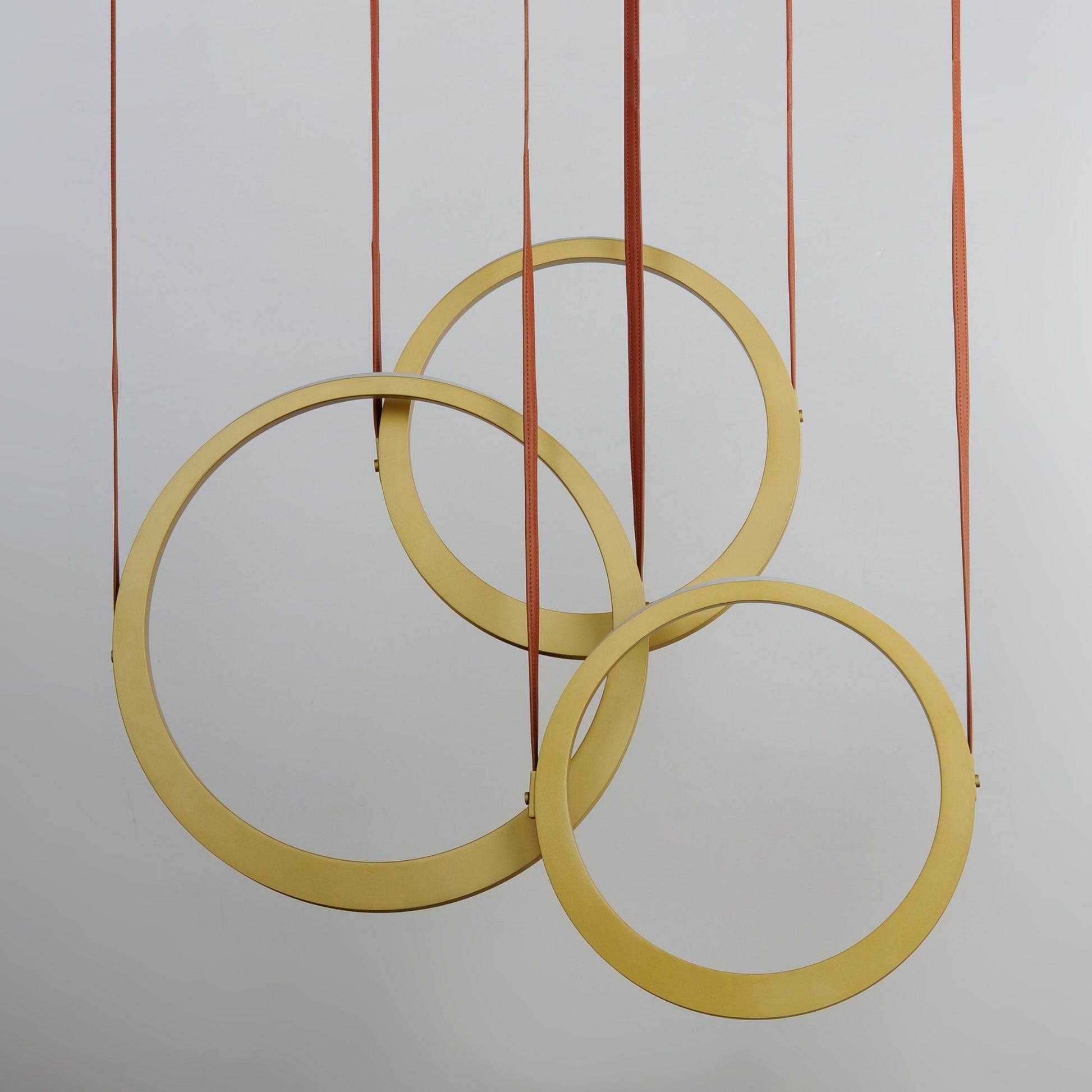 ET2 Lighting - Tether 34" 3-Light Linear LED Pendant, Natural Aged Brass Finish | Bees Lighting