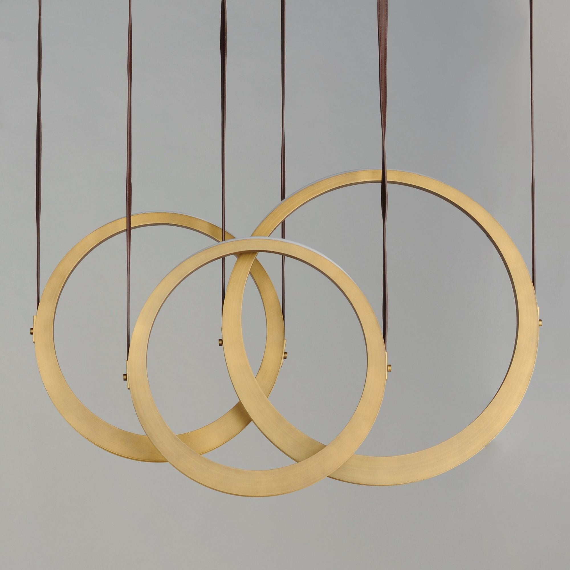 ET2 Lighting - Tether 34" 3-Light Linear LED Pendant, Natural Aged Brass Finish | Bees Lighting