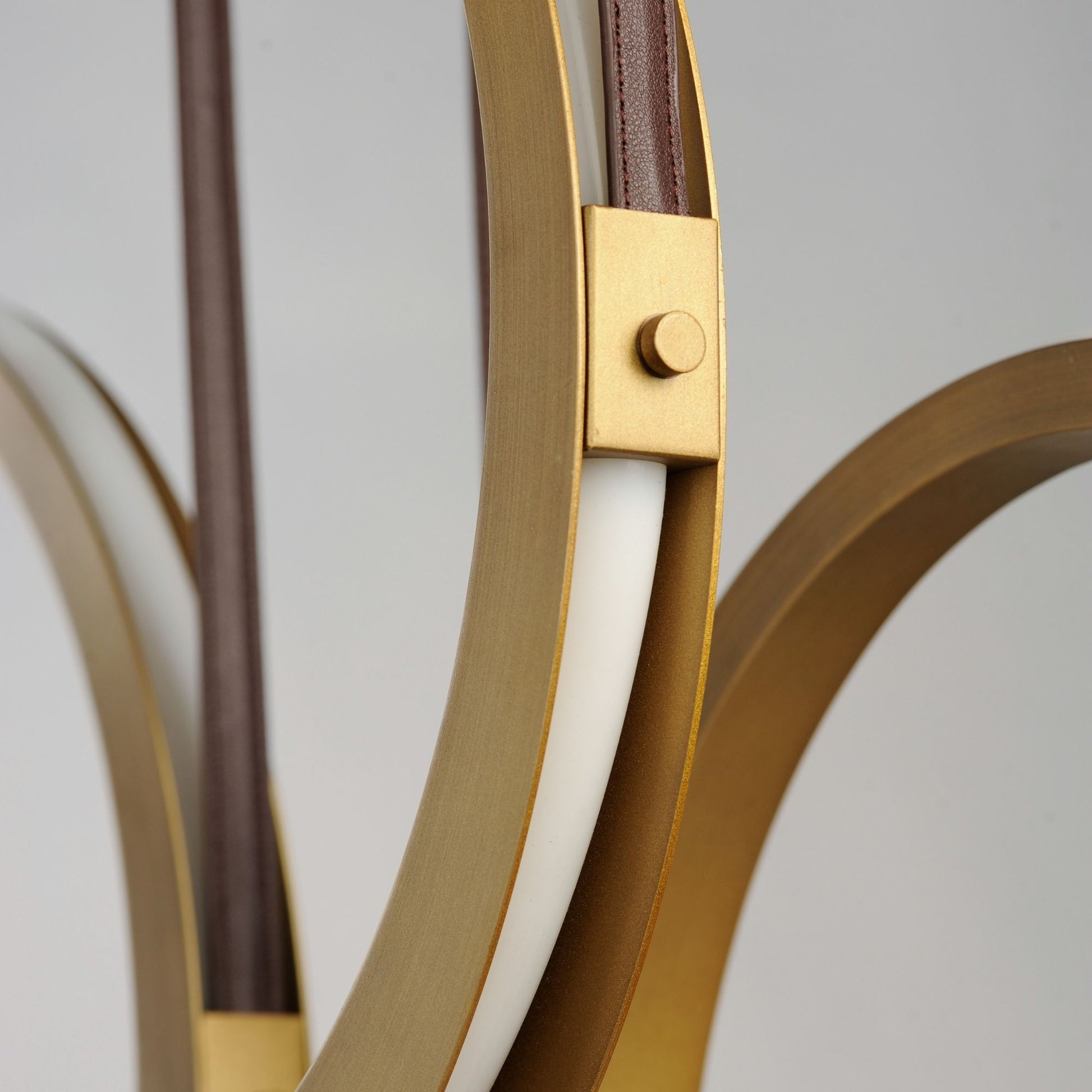 ET2 Lighting - Tether 34" 3-Light Linear LED Pendant, Natural Aged Brass Finish | Bees Lighting