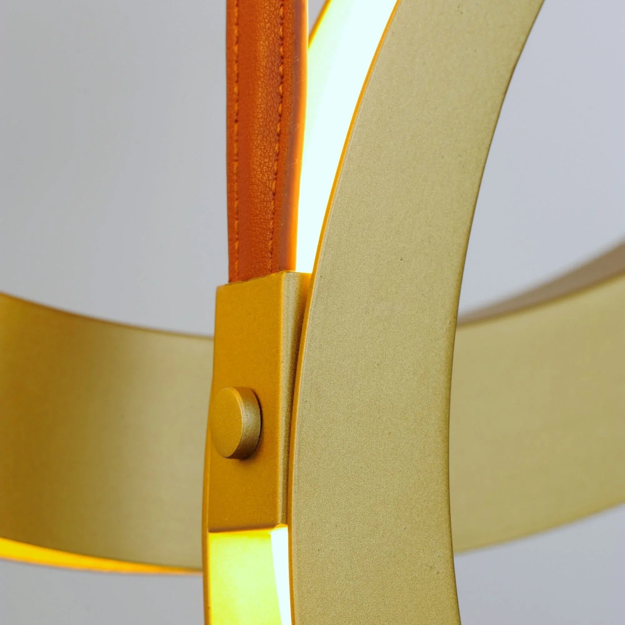 ET2 Lighting - Tether 59" 5-Light Linear LED Pendant, Natural Aged Brass Finish | Bees Lighting