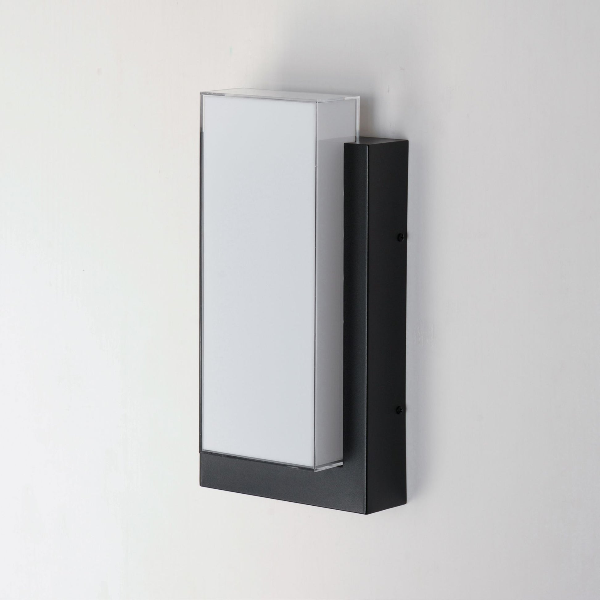 ET2 Lighting - Tower 15" Small LED Outdoor Wall Sconce, Black Finish | Bees Lighting