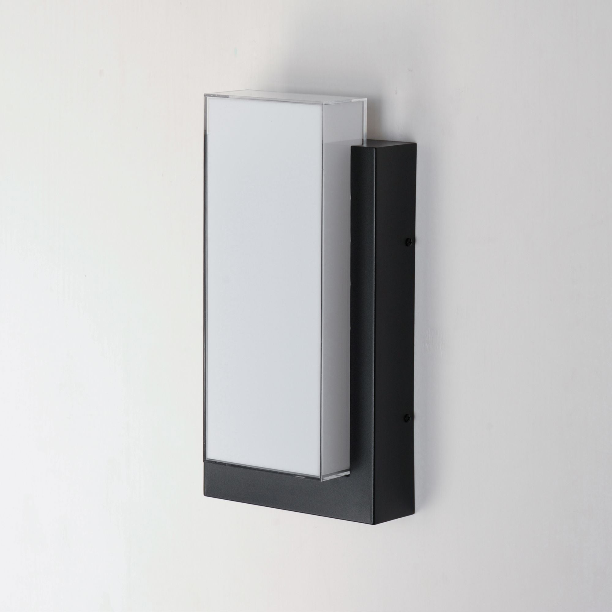 ET2 Lighting - Tower 15" Small LED Outdoor Wall Sconce, Black Finish | Bees Lighting