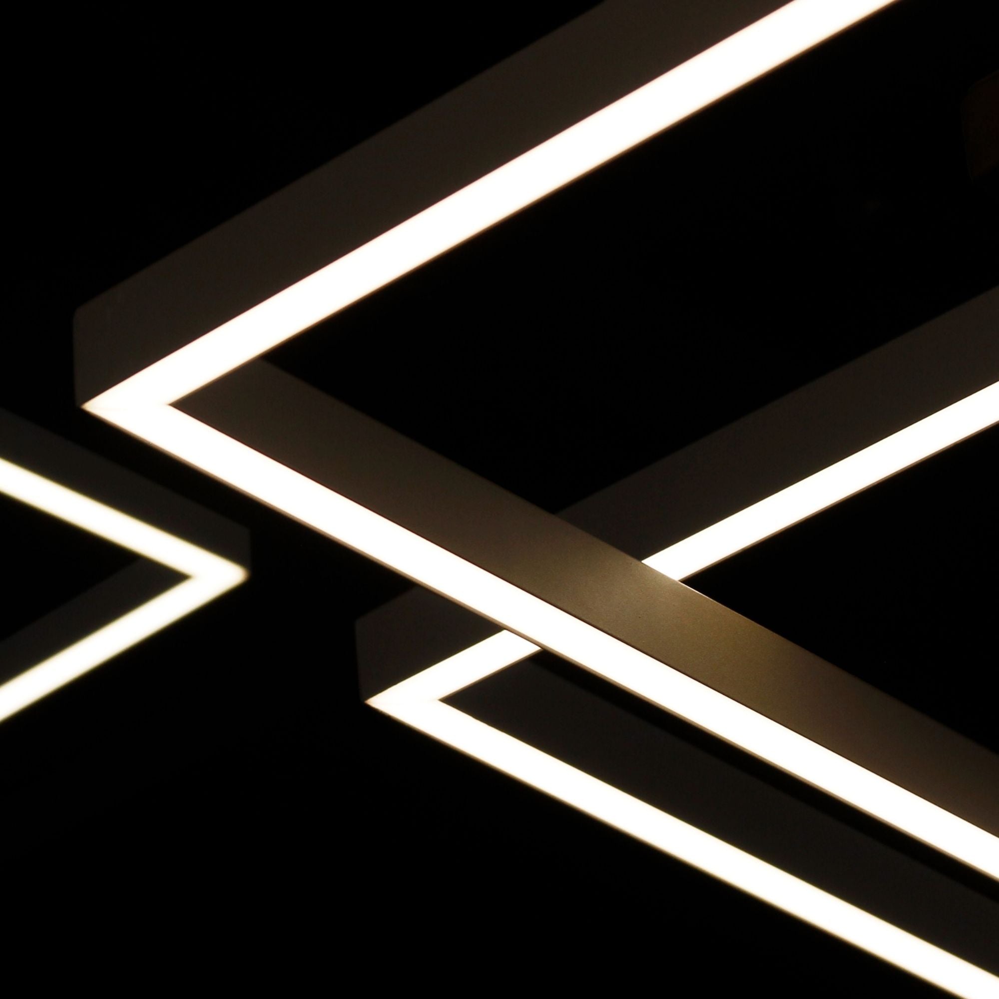 Traverse LED 31" Geometric LED Flush/Wall Mount, Black Finish