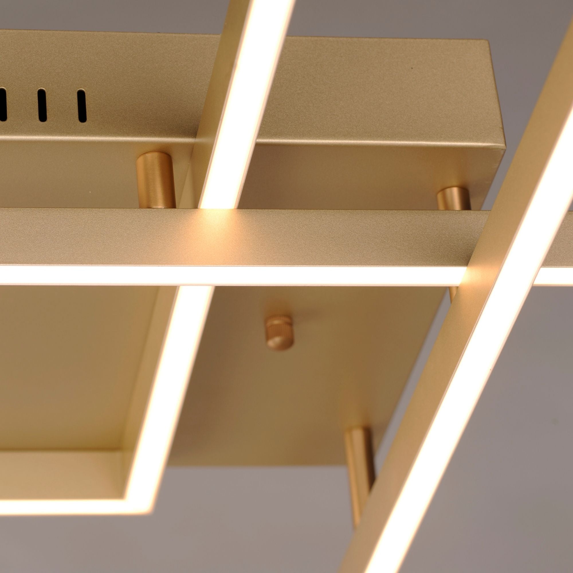 Traverse LED 31" Geometric LED Flush/Wall Mount, Champagne Finish