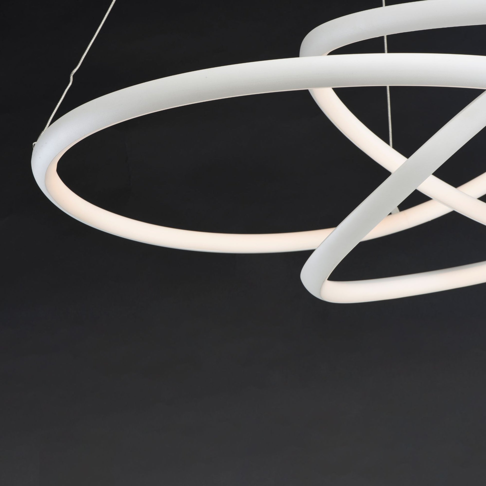 ET2 Lighting - Twisted 37" LED Pendant, Matte White Finish | Bees Lighting