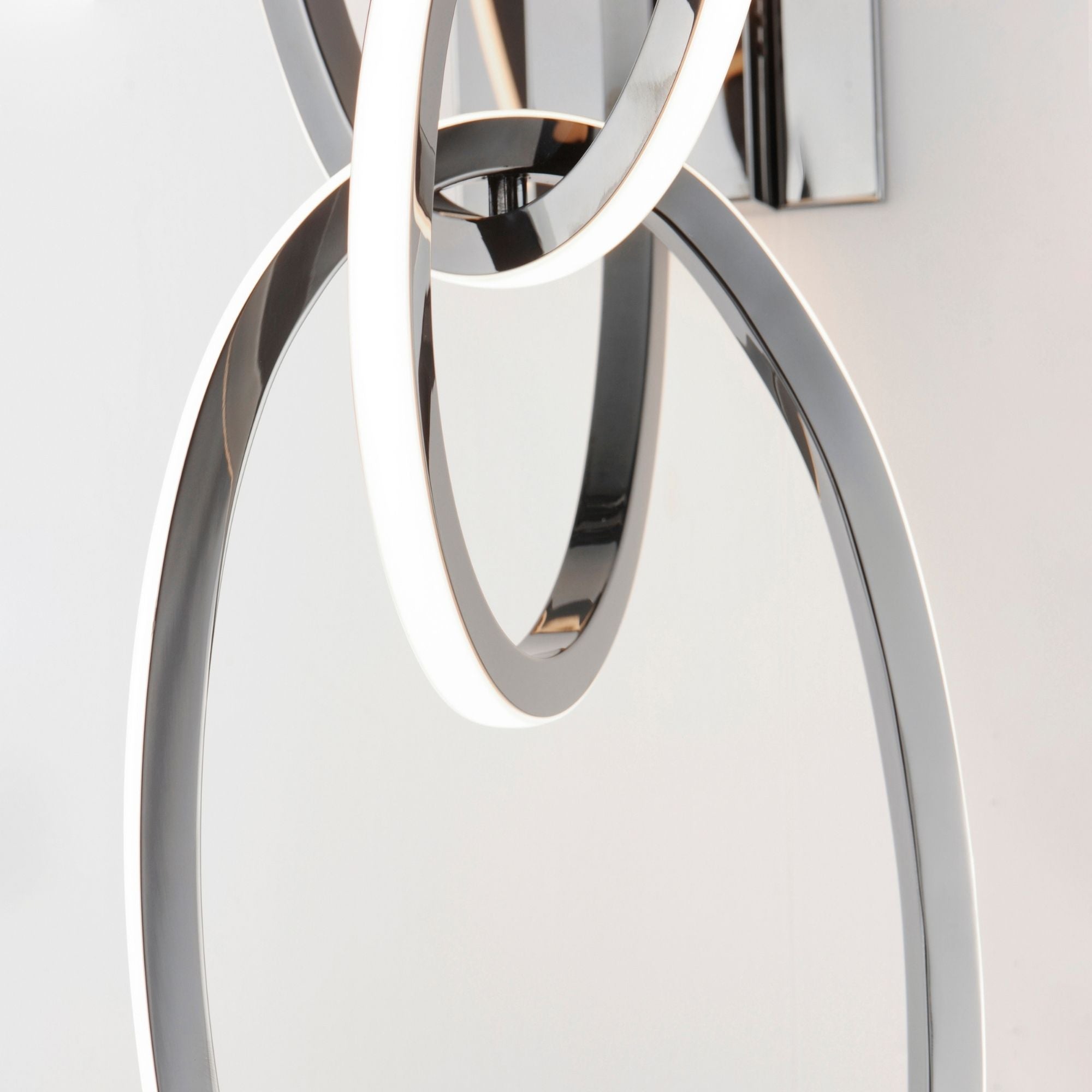 ET2 Lighting - Unity 27" 3-Light LED Wall Sconce, Black Chrome Finish | Bees Lighting