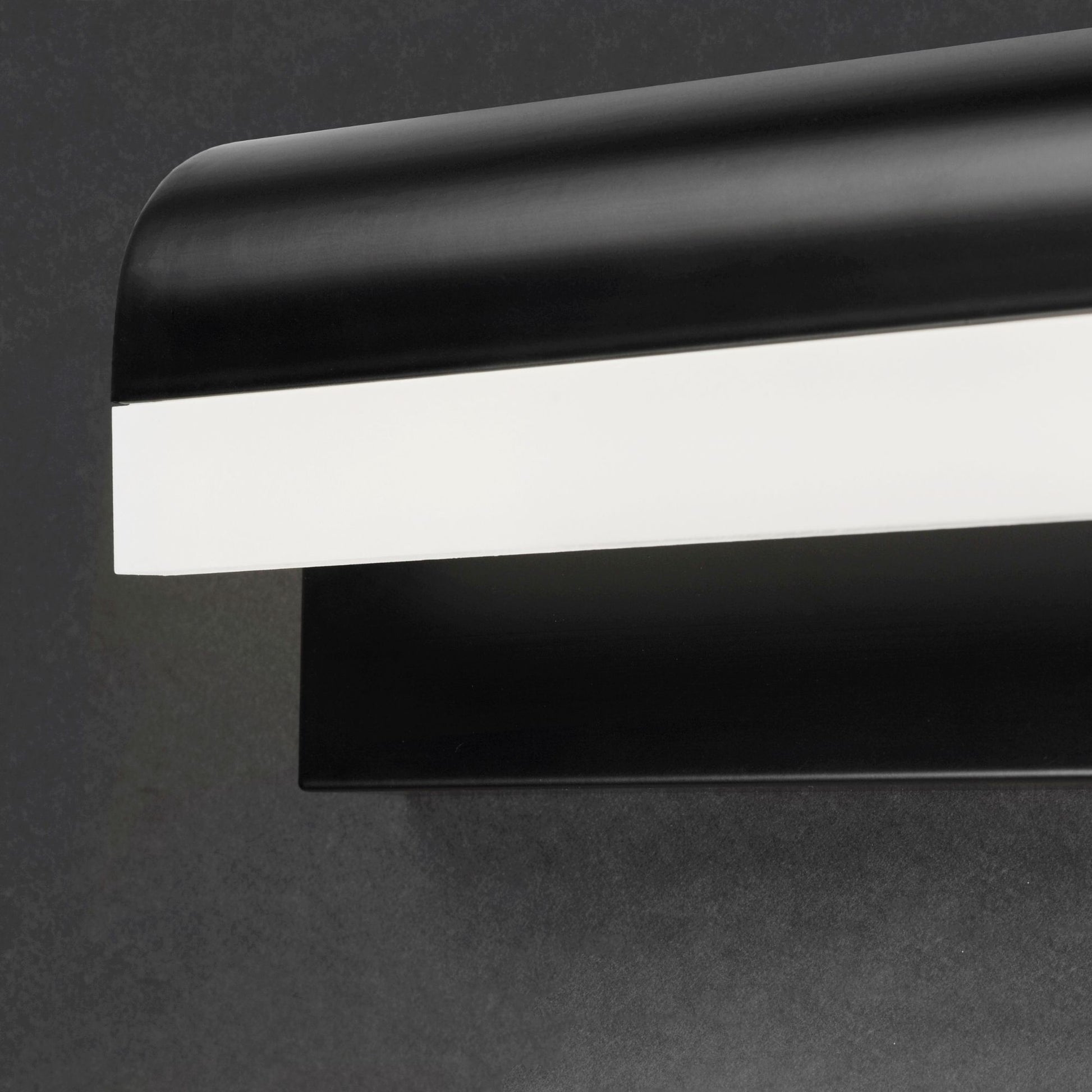 ET2 Lighting - Waterfall 30" LED Bath Vanity, Black Finish | Bees Lighting