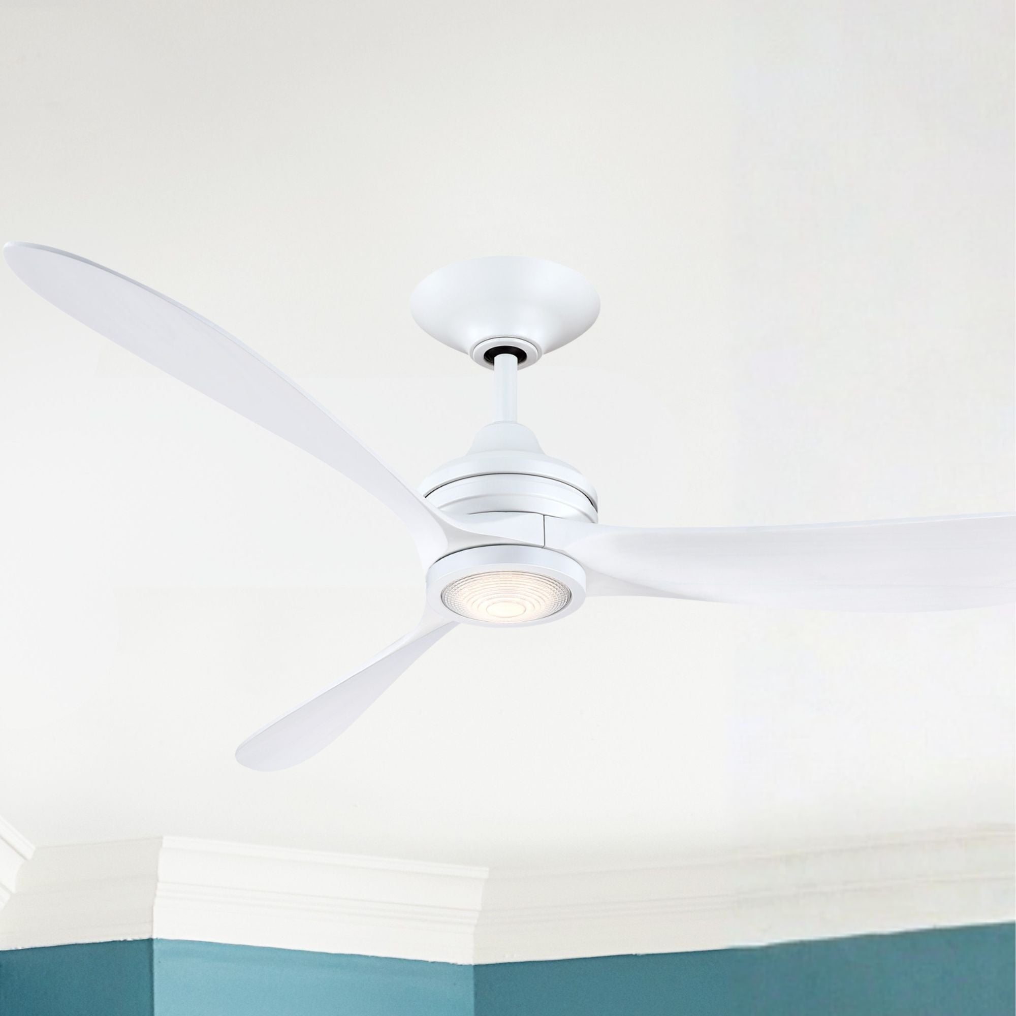 Aviara 60" White Ceiling Fan with LED CCT Select Light Kit