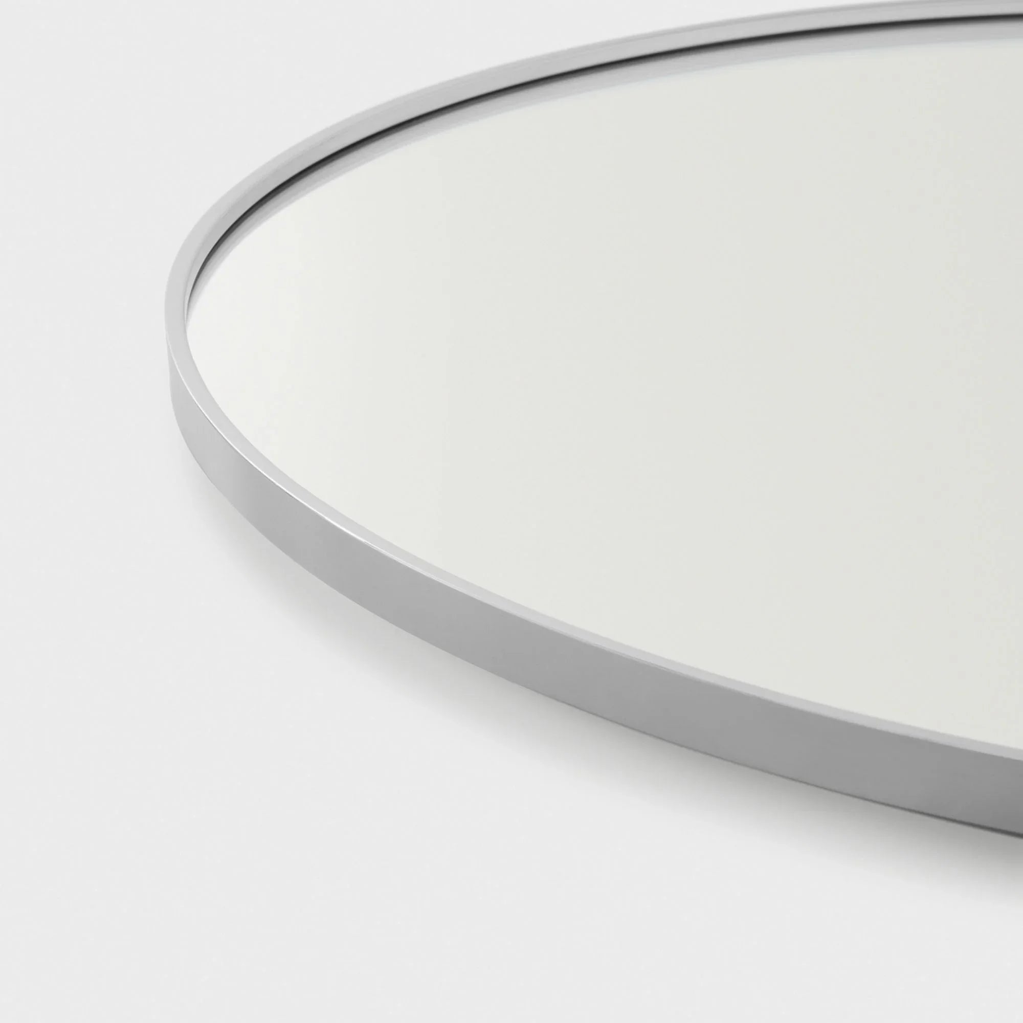 Cadre Round Mirror 30" x 30", Chrome Finish