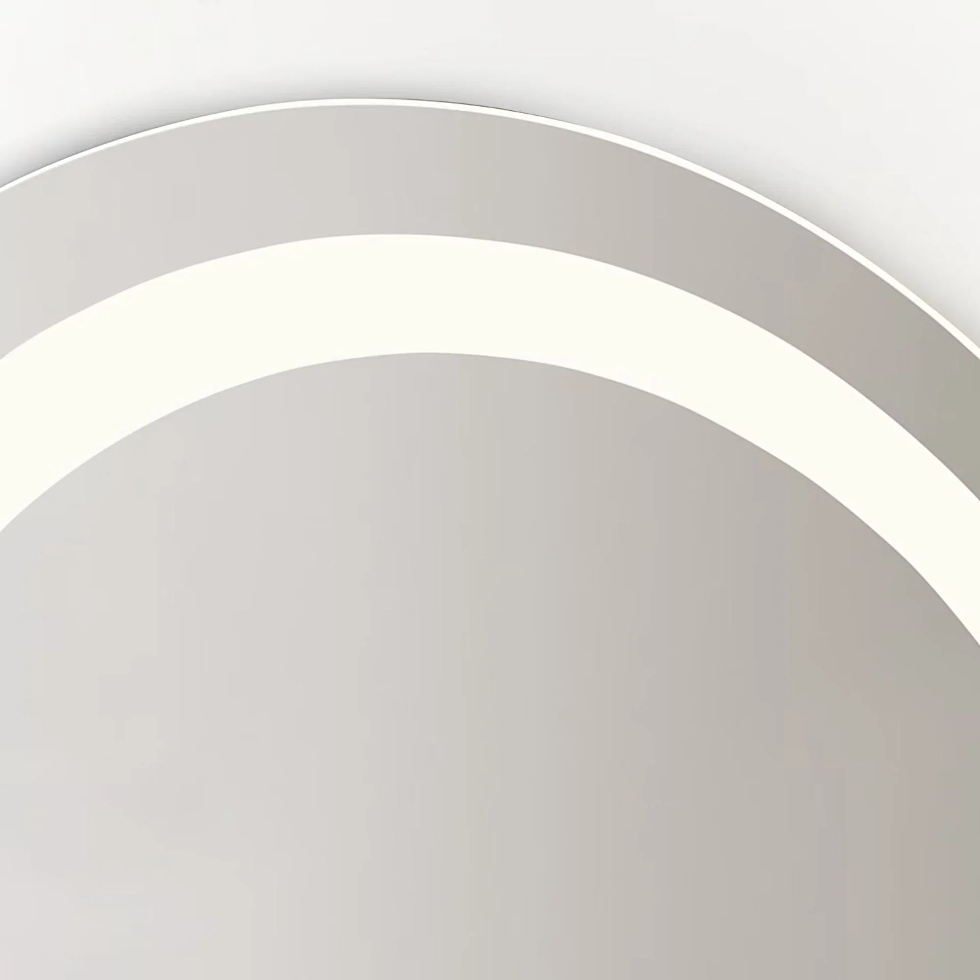 Mera Illuminated Mirror Round 30" x 30"