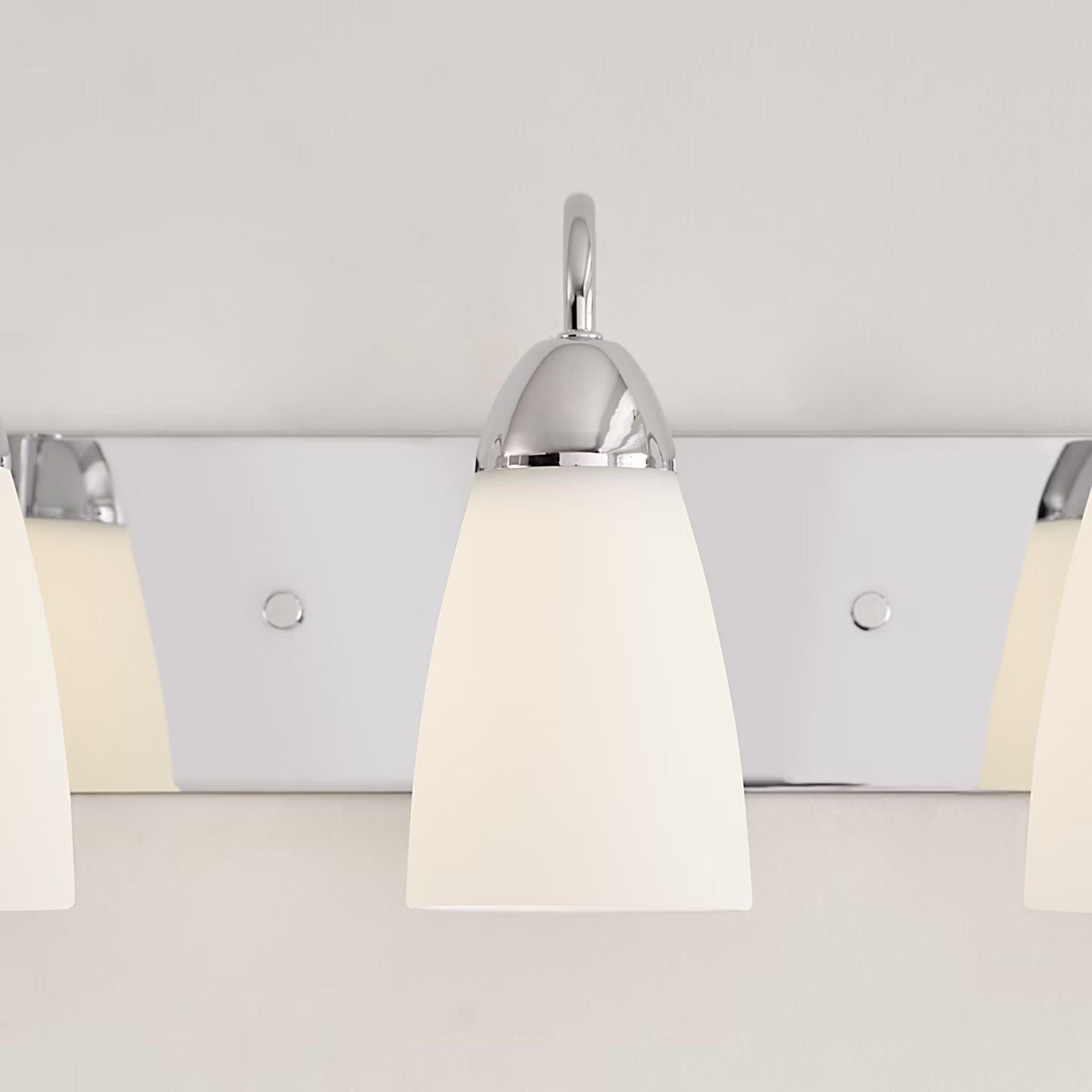 Seville 21" 3-Light Bathroom Vanity, Chrome Finish