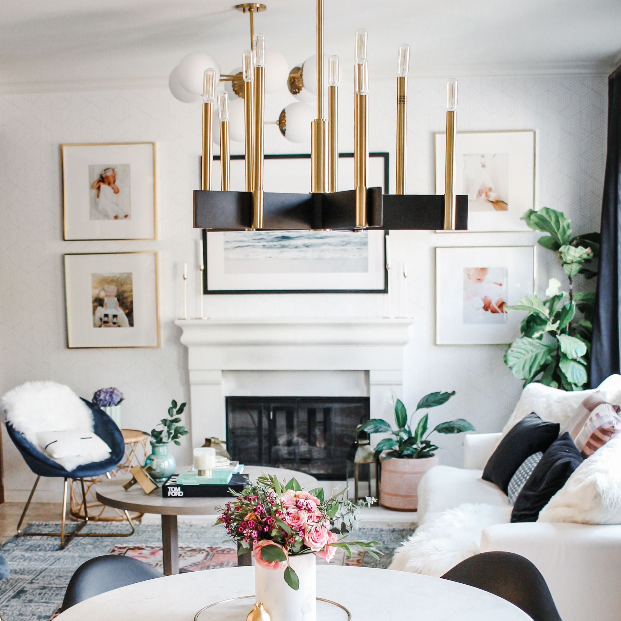 Abrams 24" 10-Light Chandelier, Aged Brass Finish
